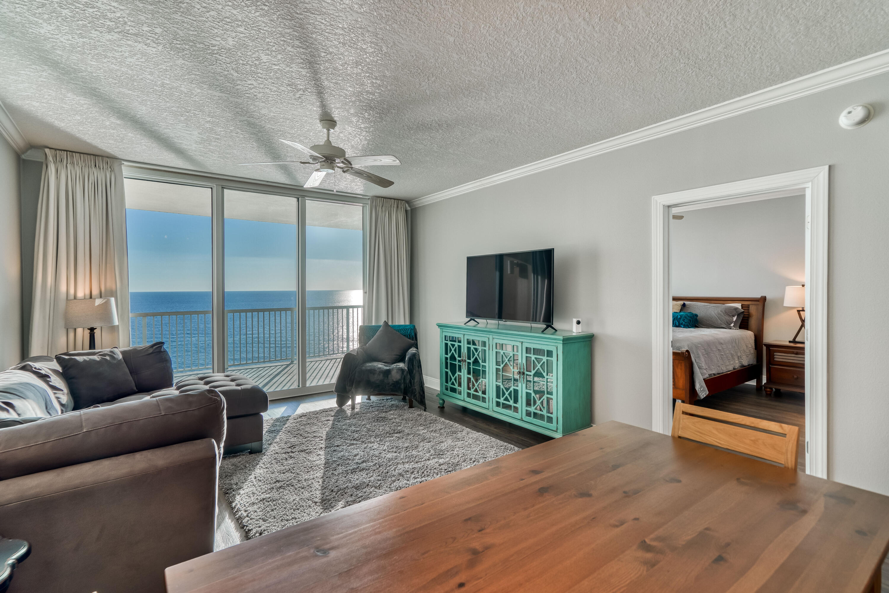 PALAZZO CONDOMINIUM - Residential