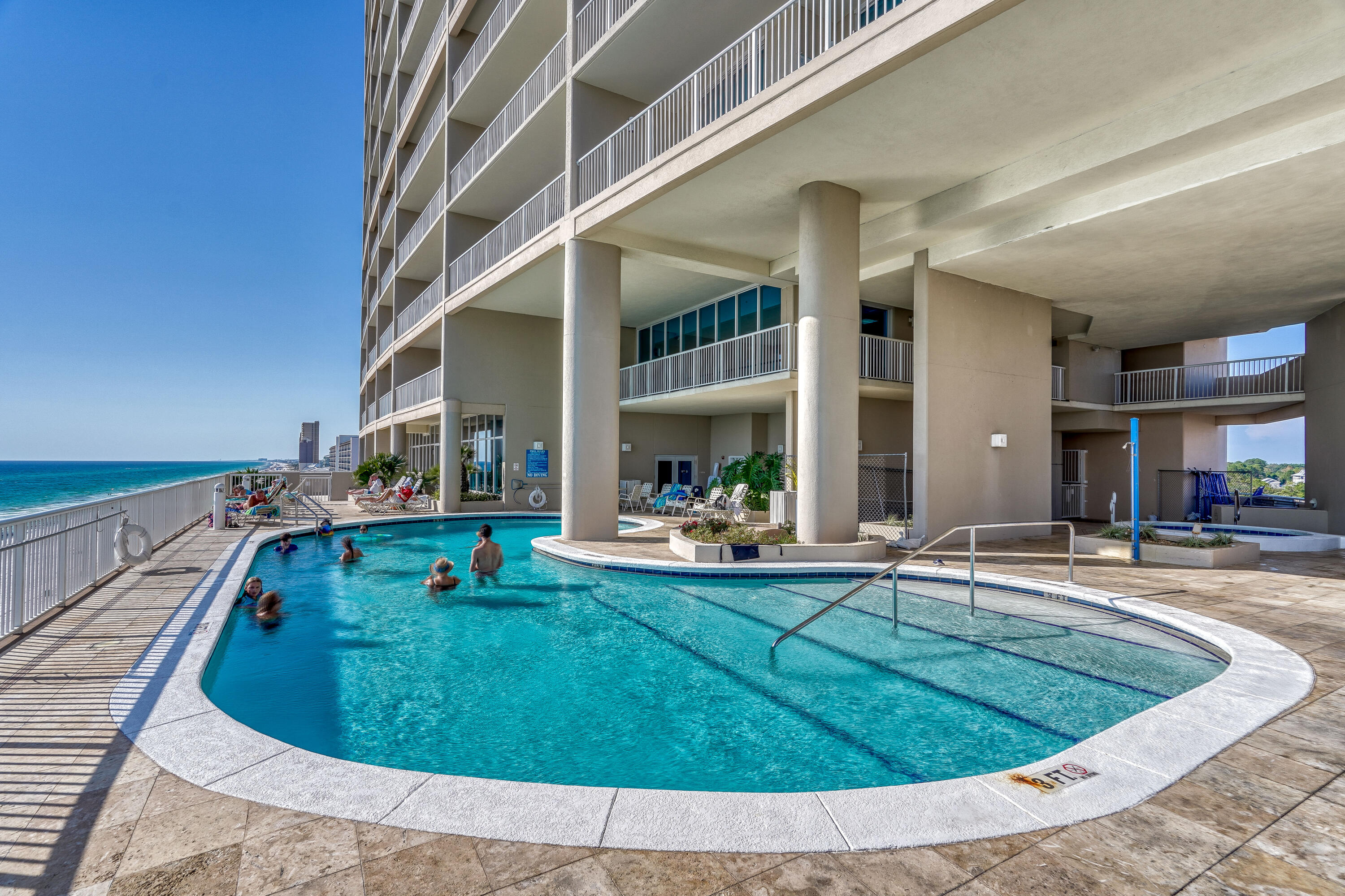 PALAZZO CONDOMINIUM - Residential