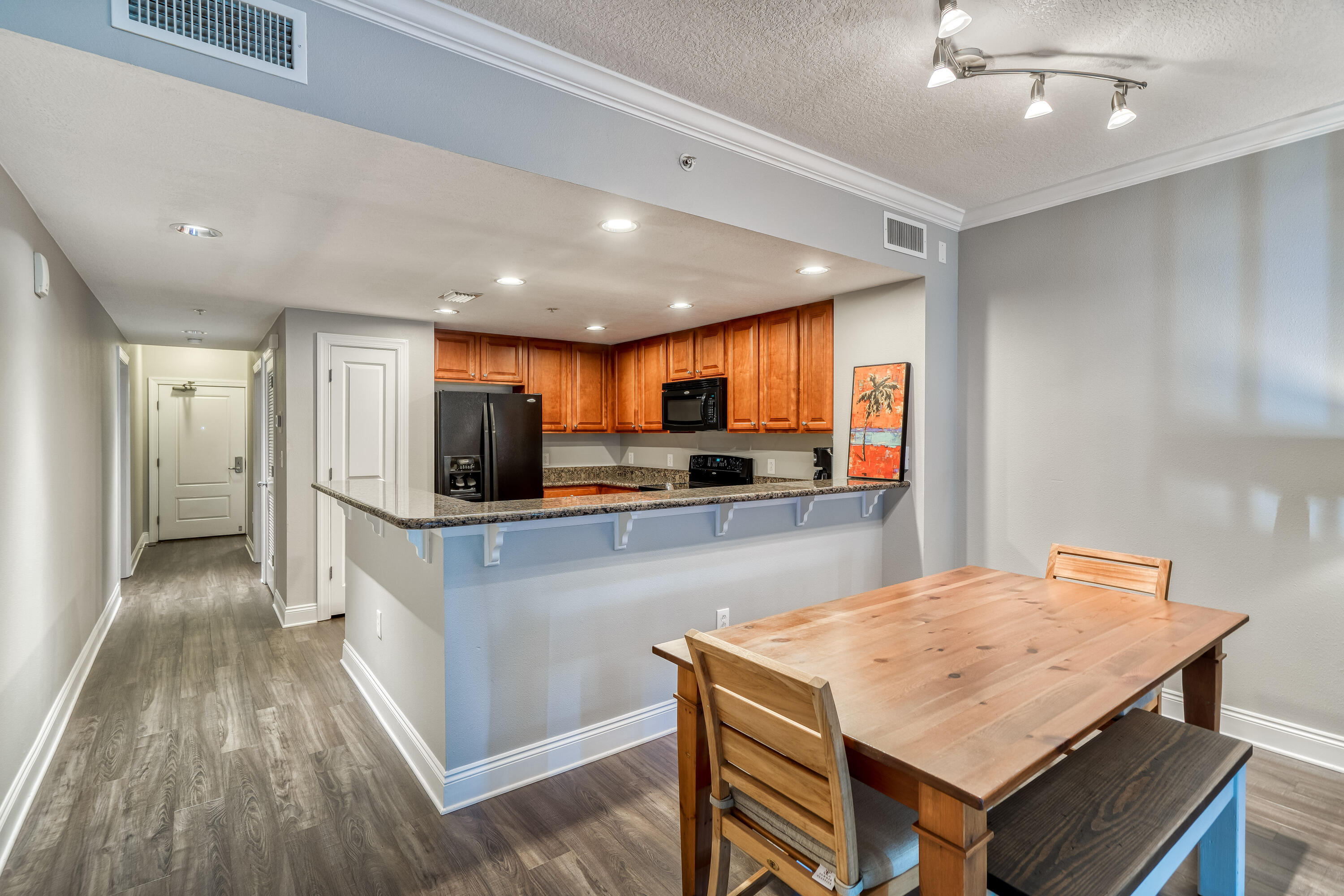 PALAZZO CONDOMINIUM - Residential