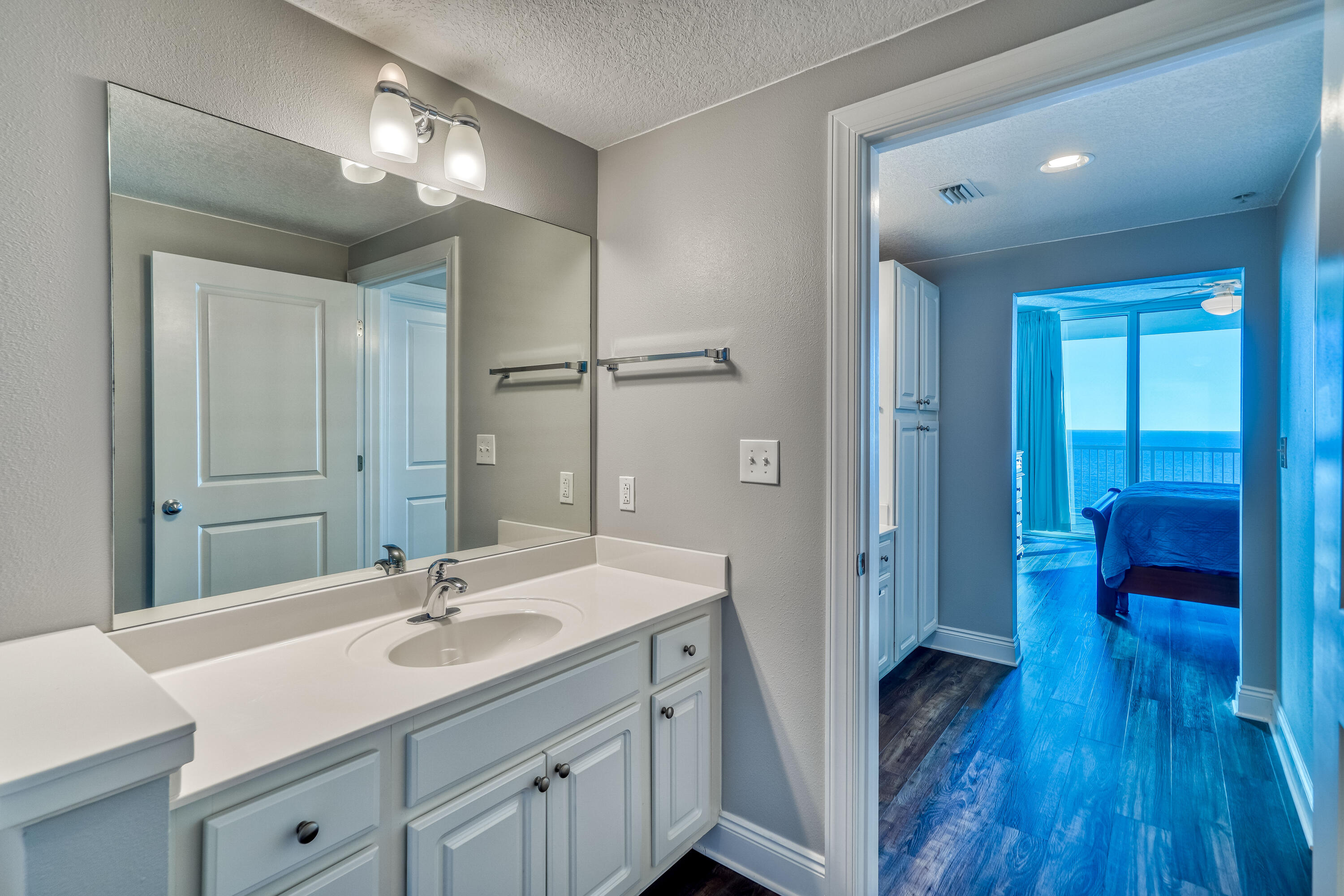 PALAZZO CONDOMINIUM - Residential