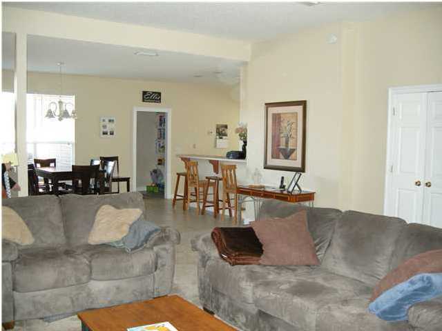 ESCADA - Residential Lease