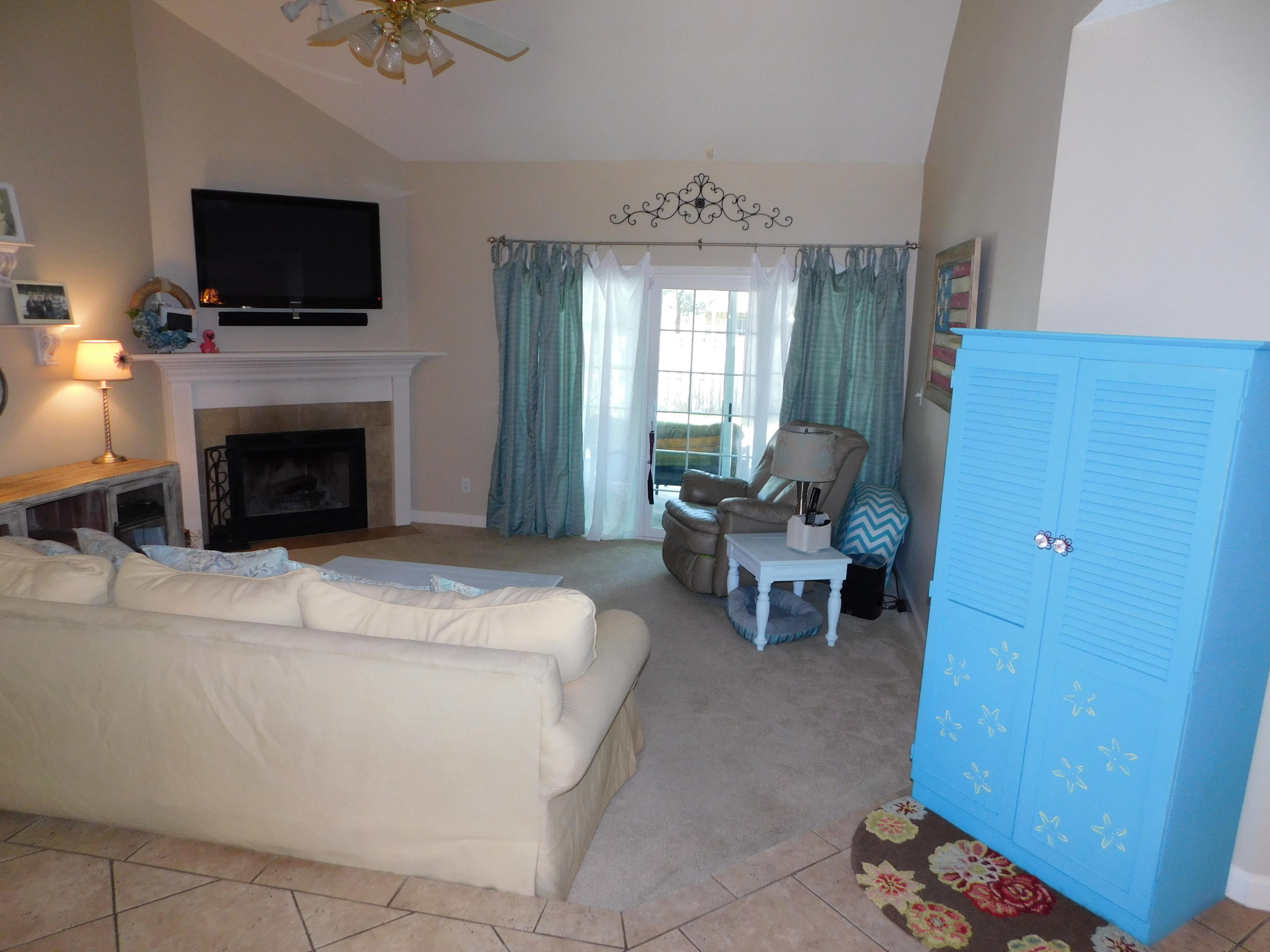 LAKE POINTE - Residential