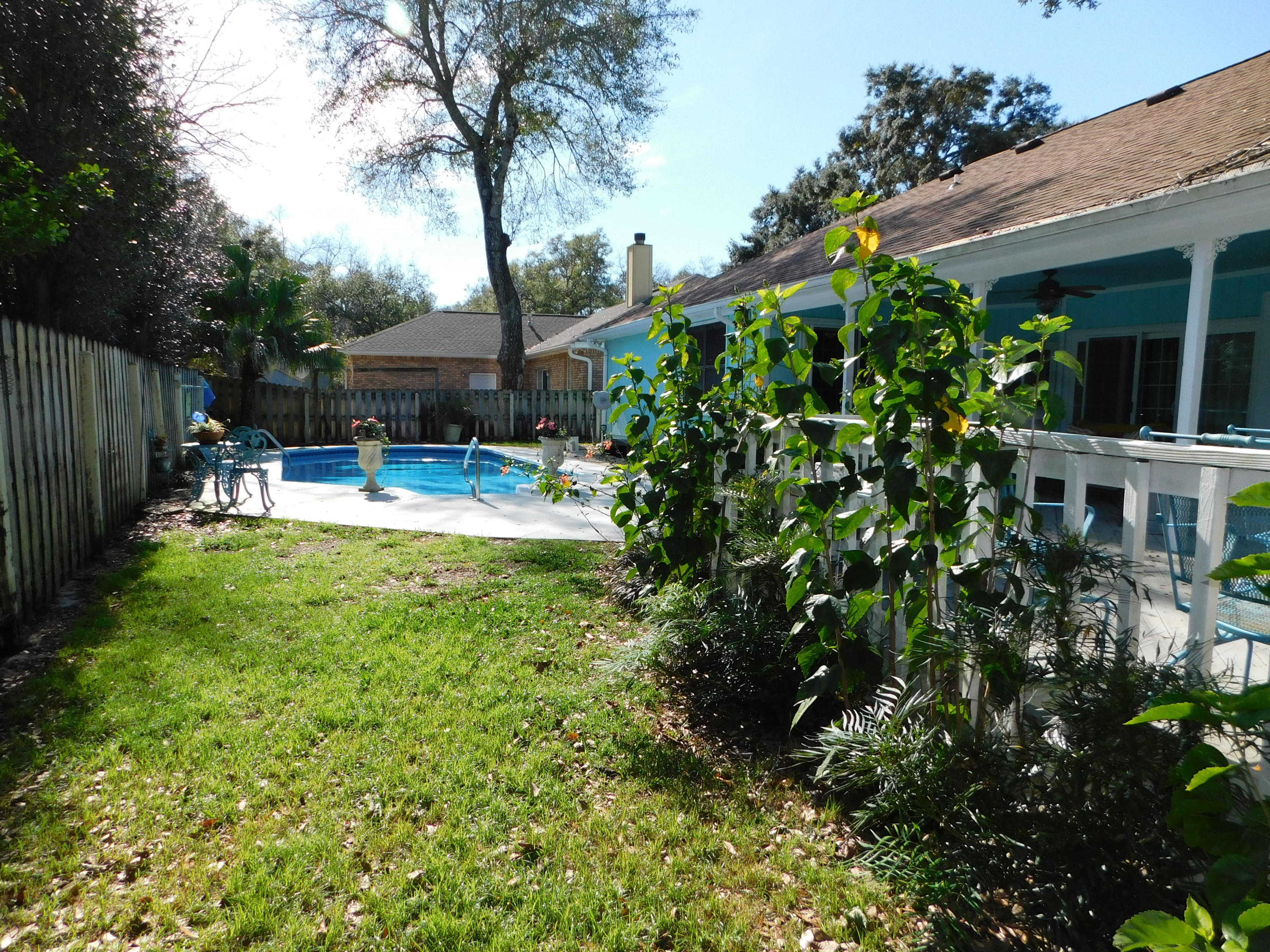 LAKE POINTE - Residential