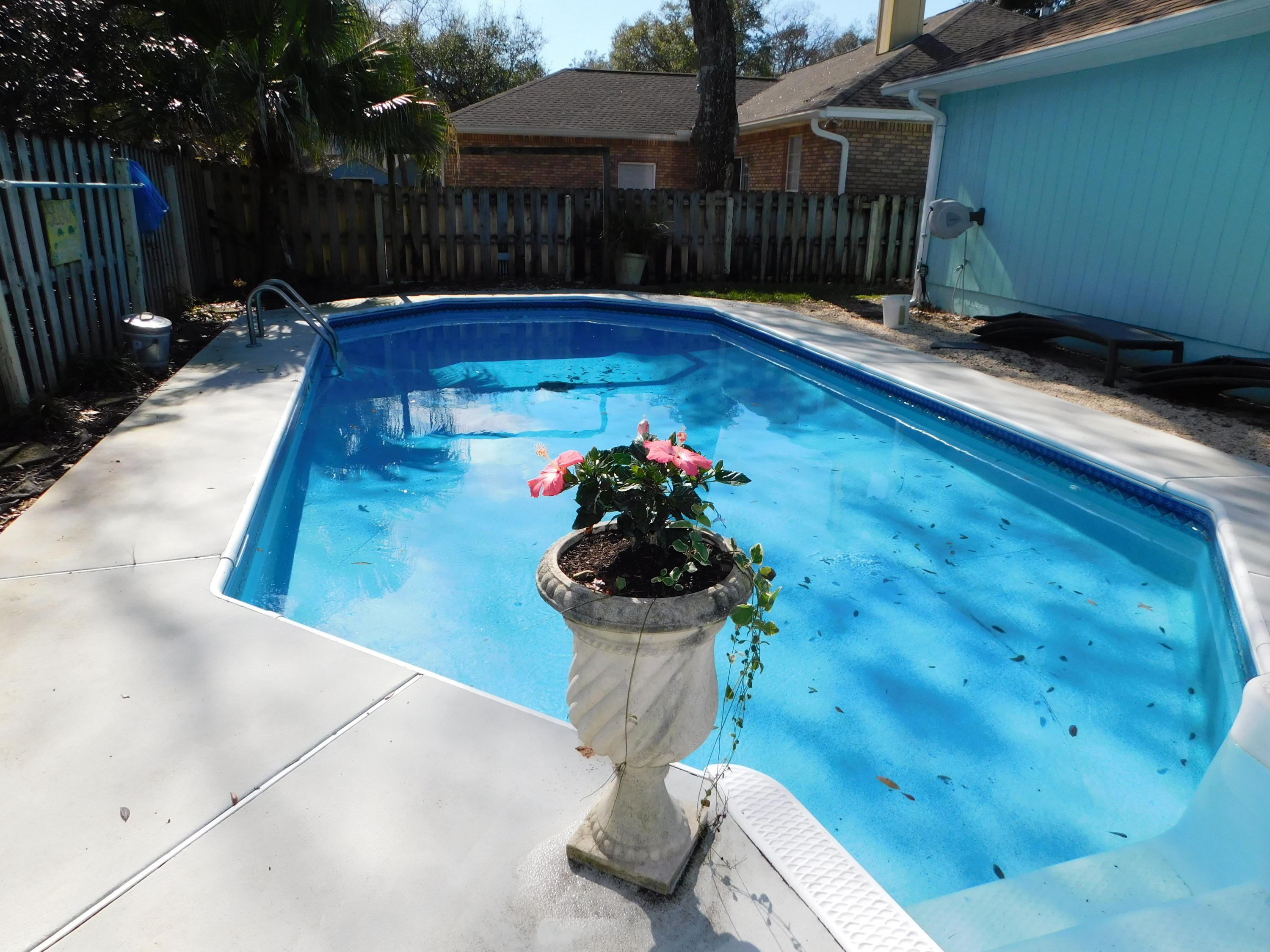 LAKE POINTE - Residential