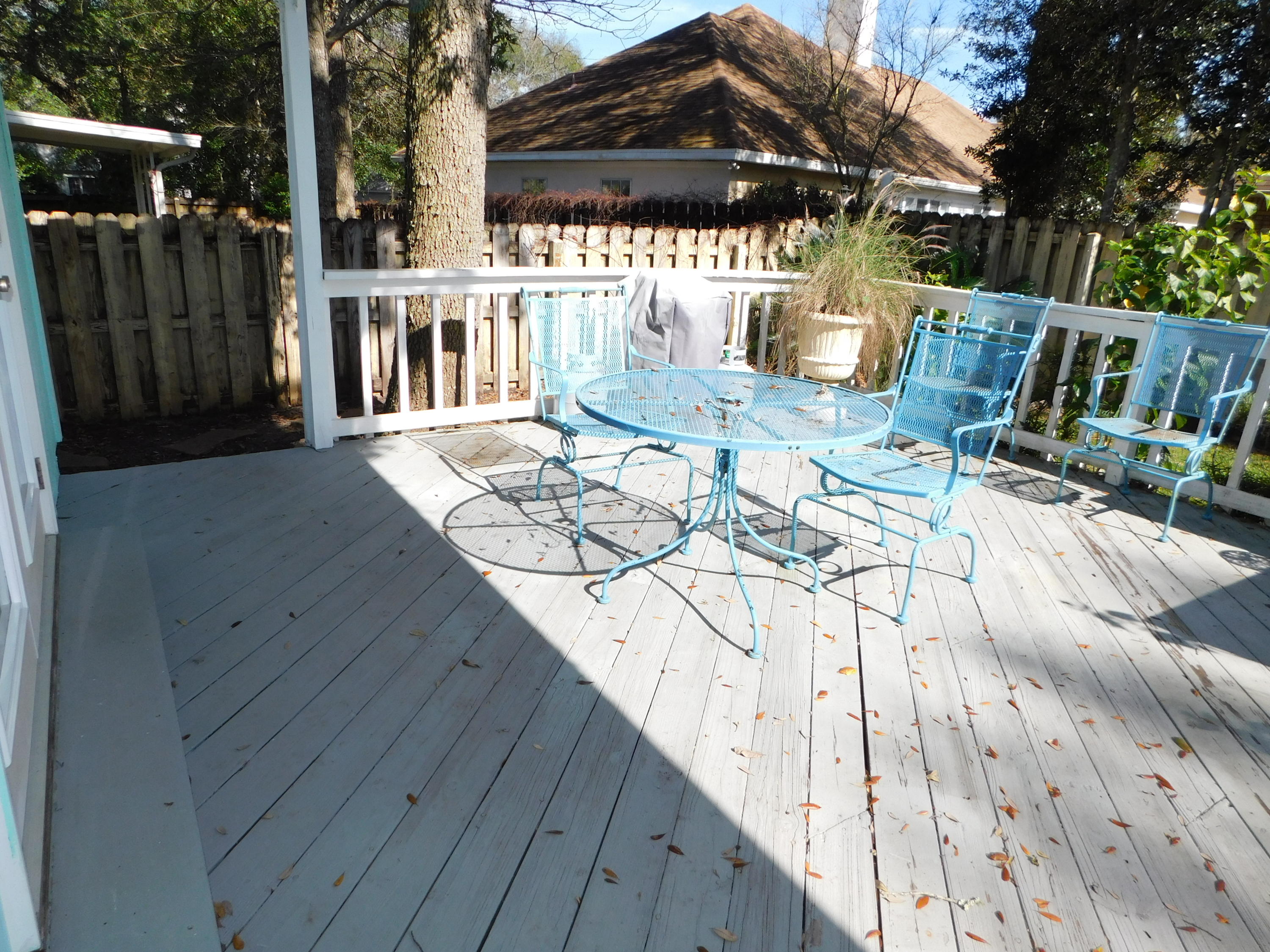 LAKE POINTE - Residential