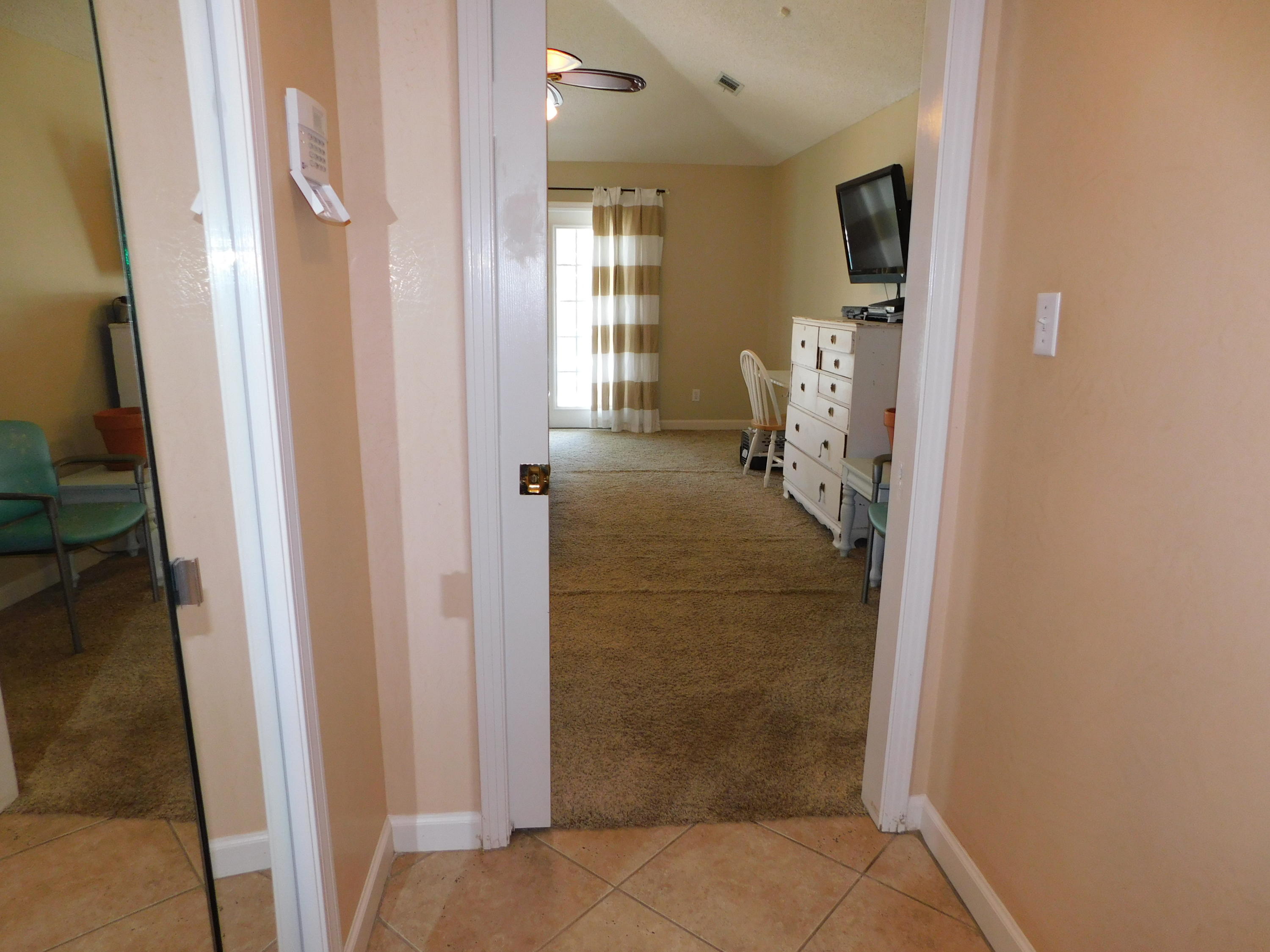 LAKE POINTE - Residential