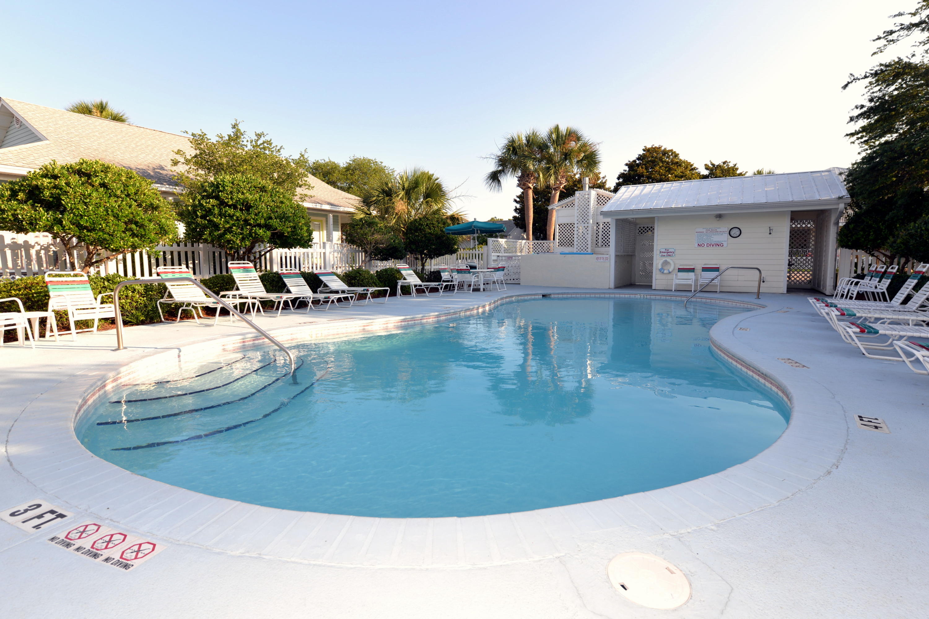 CRYSTAL BEACH - Residential