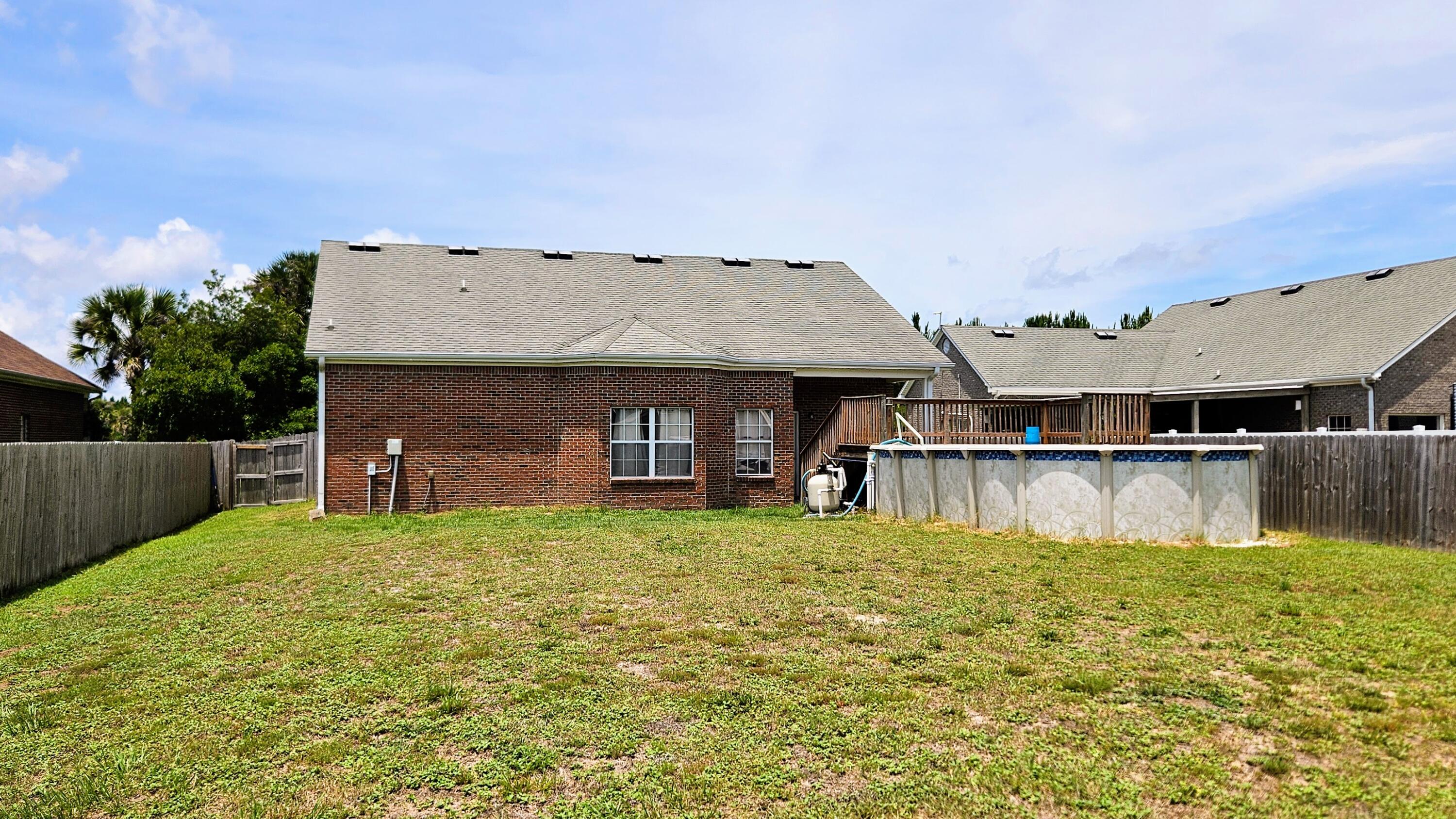 BRANDON OAKS 2ND ADD - Residential