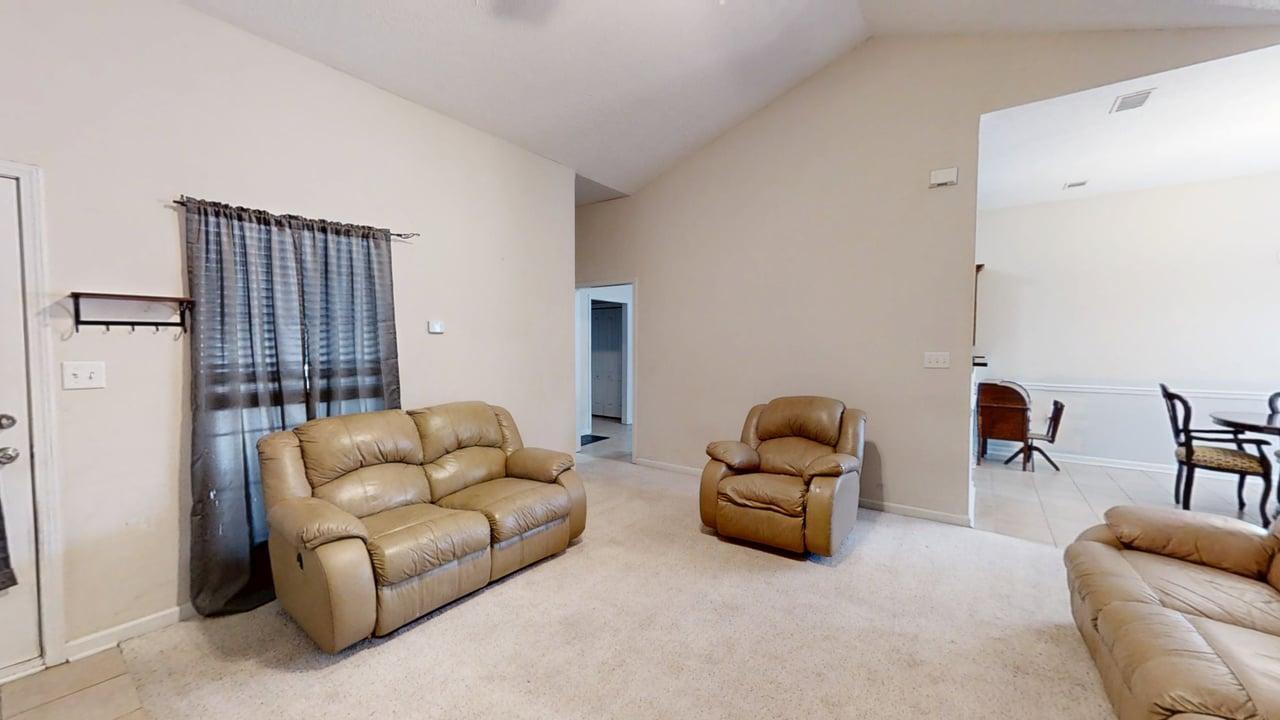 431 Tropical Way
