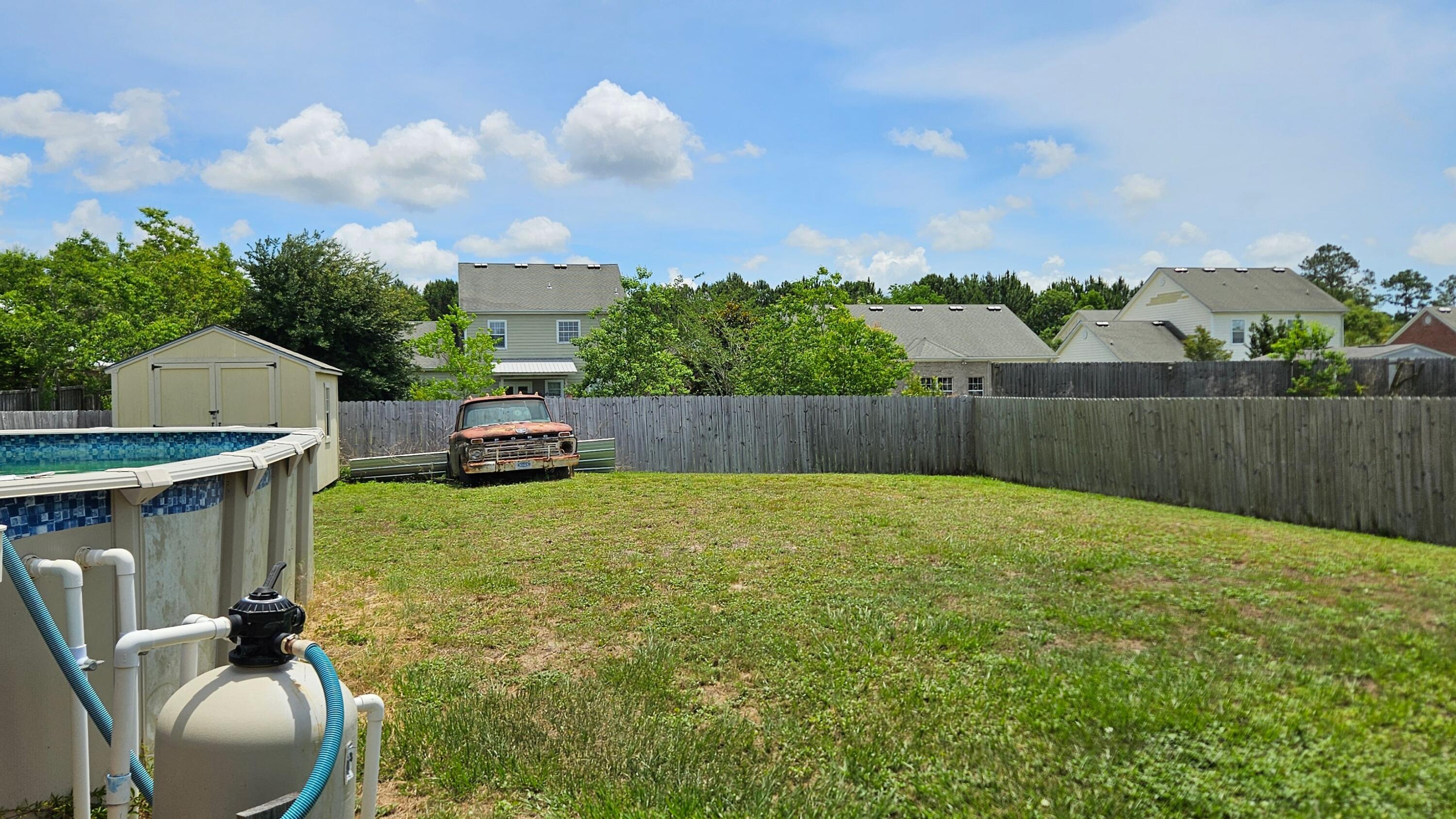 BRANDON OAKS 2ND ADD - Residential