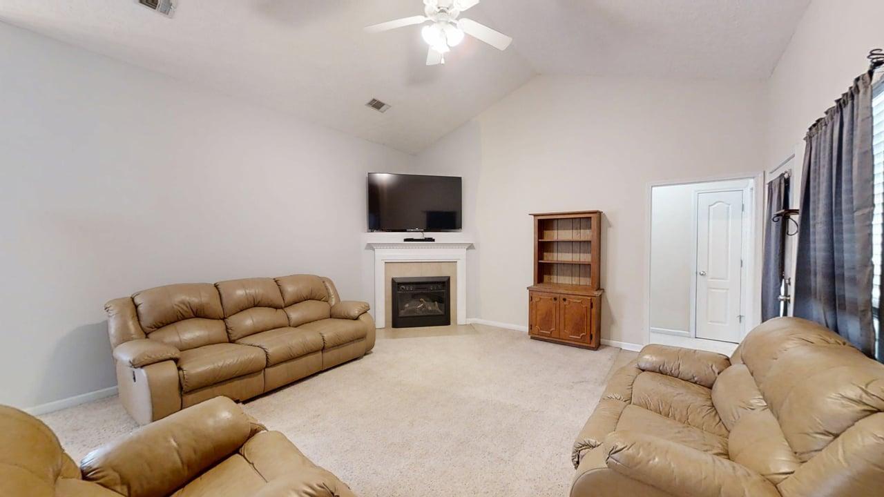 BRANDON OAKS 2ND ADD - Residential
