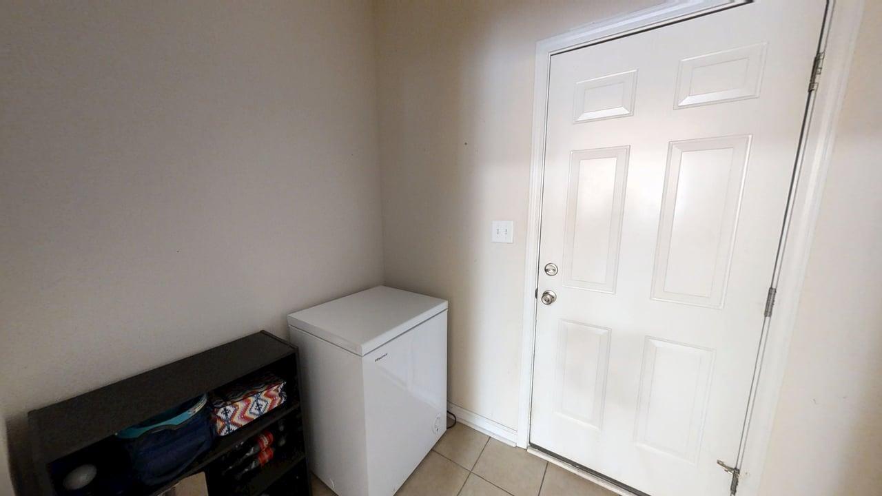 BRANDON OAKS 2ND ADD - Residential