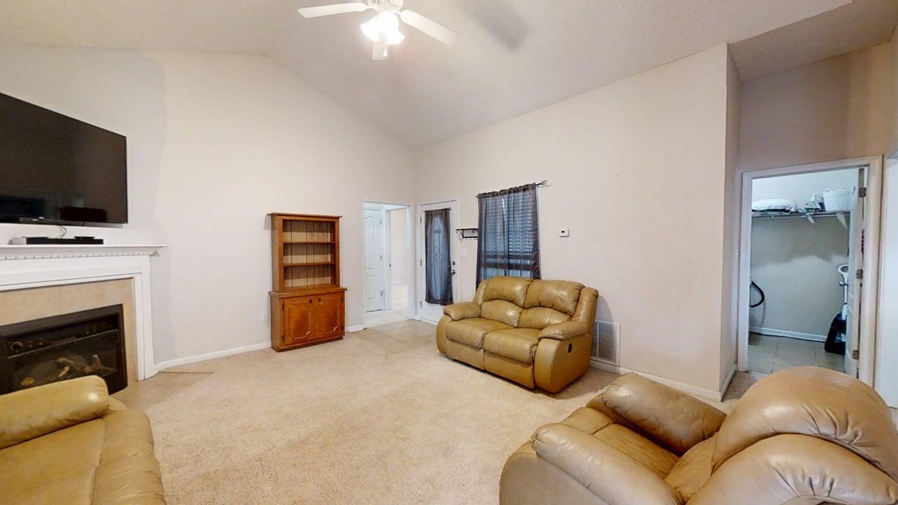 BRANDON OAKS 2ND ADD - Residential