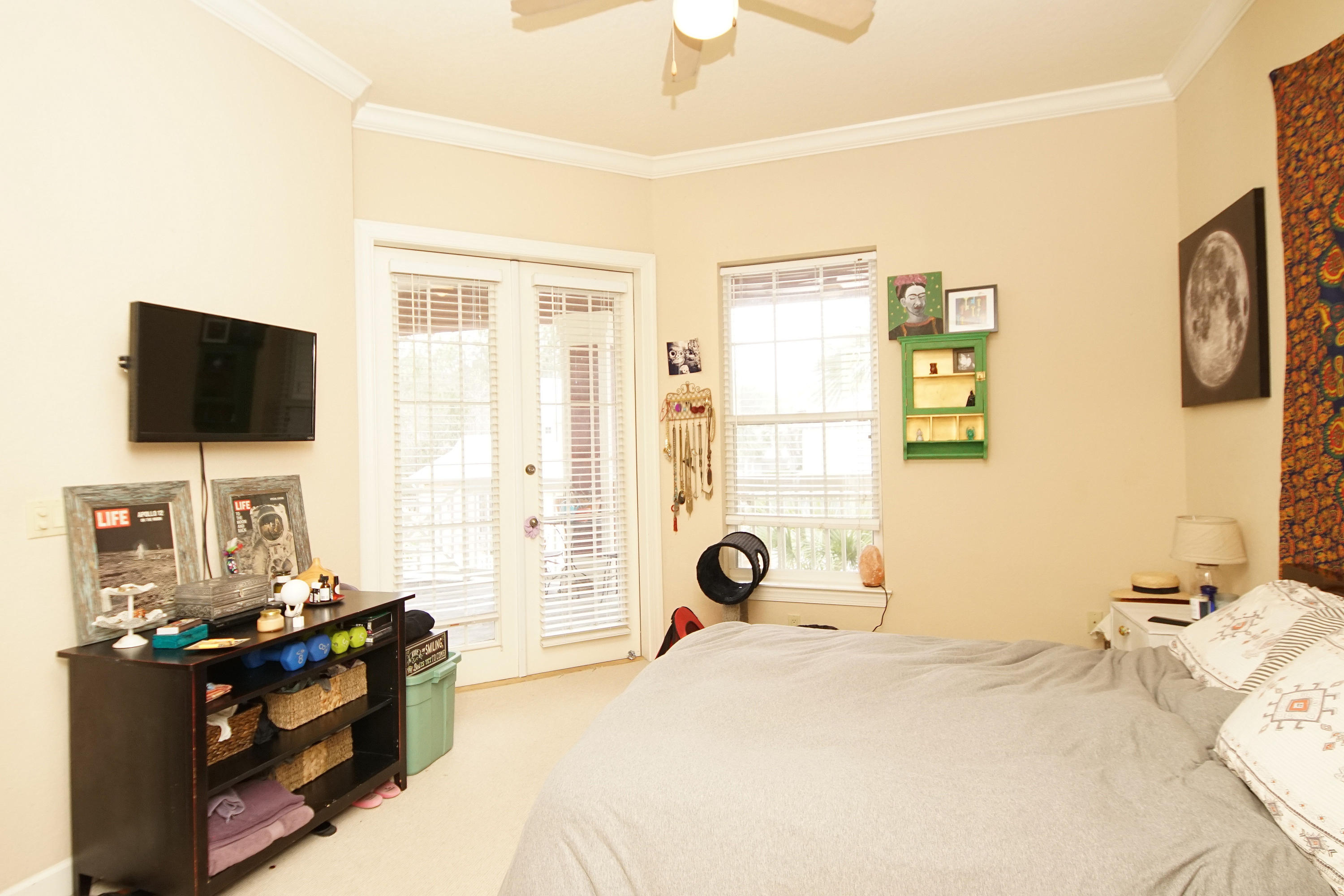 CRYSTAL COVE - Residential