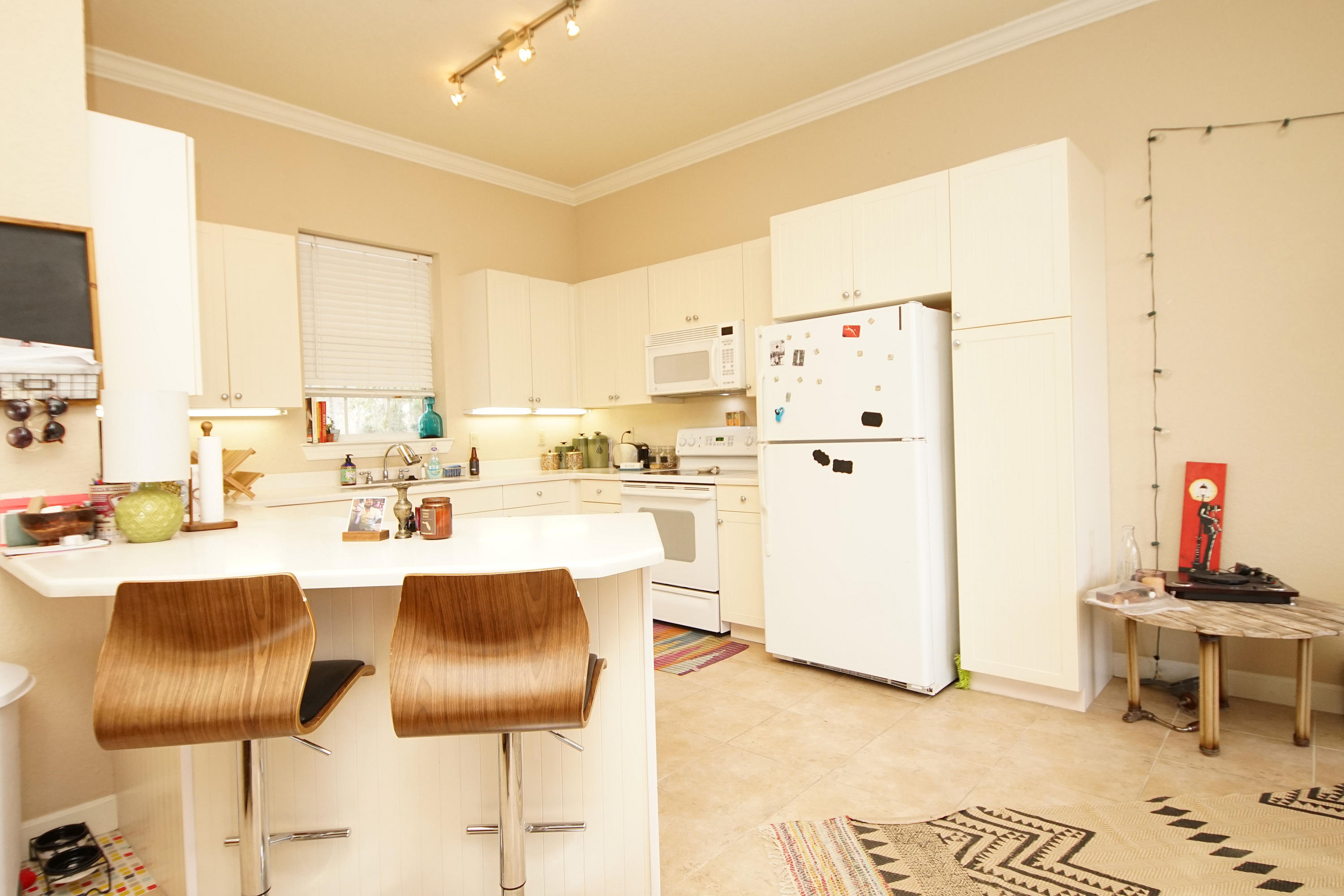 CRYSTAL COVE - Residential