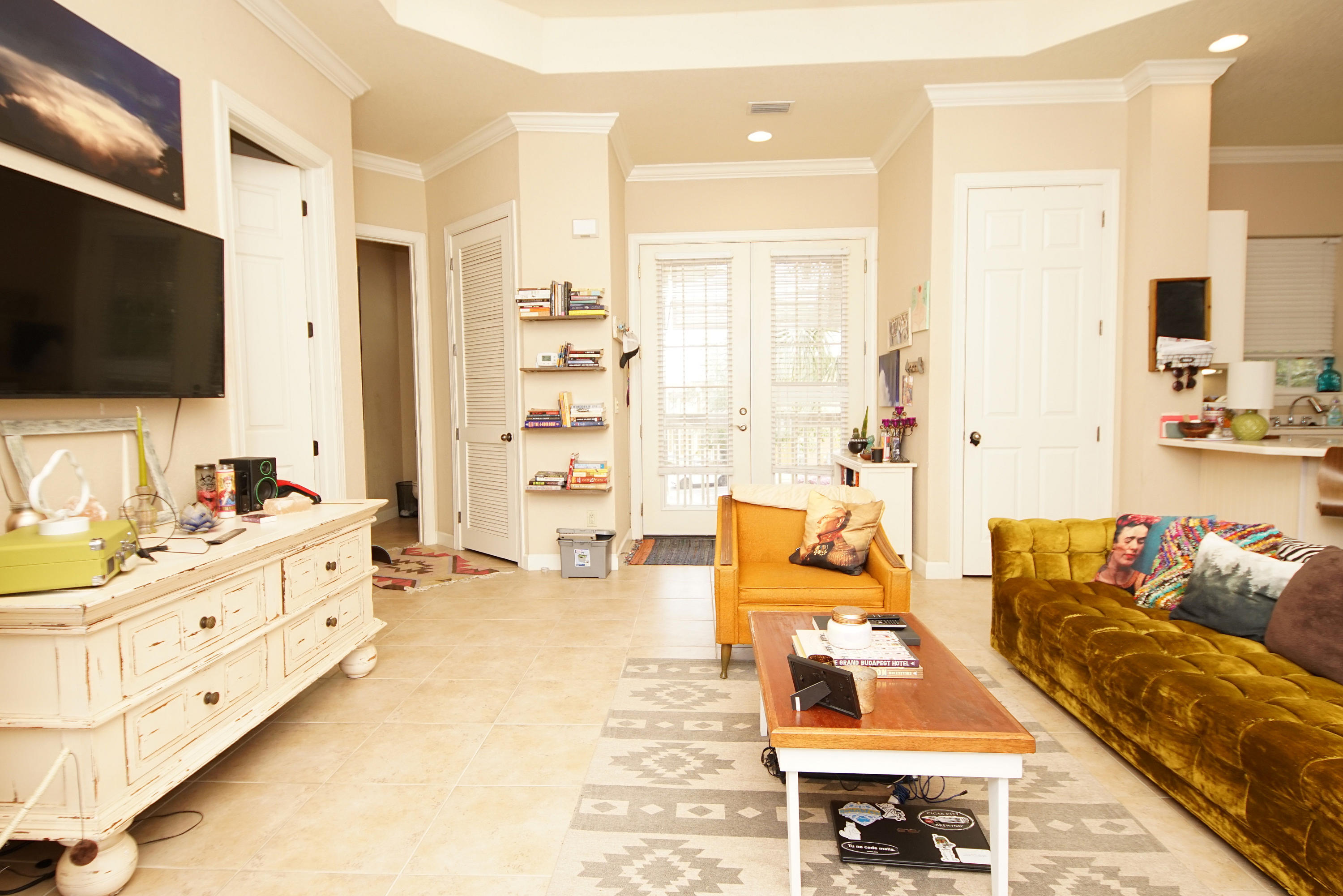 CRYSTAL COVE - Residential