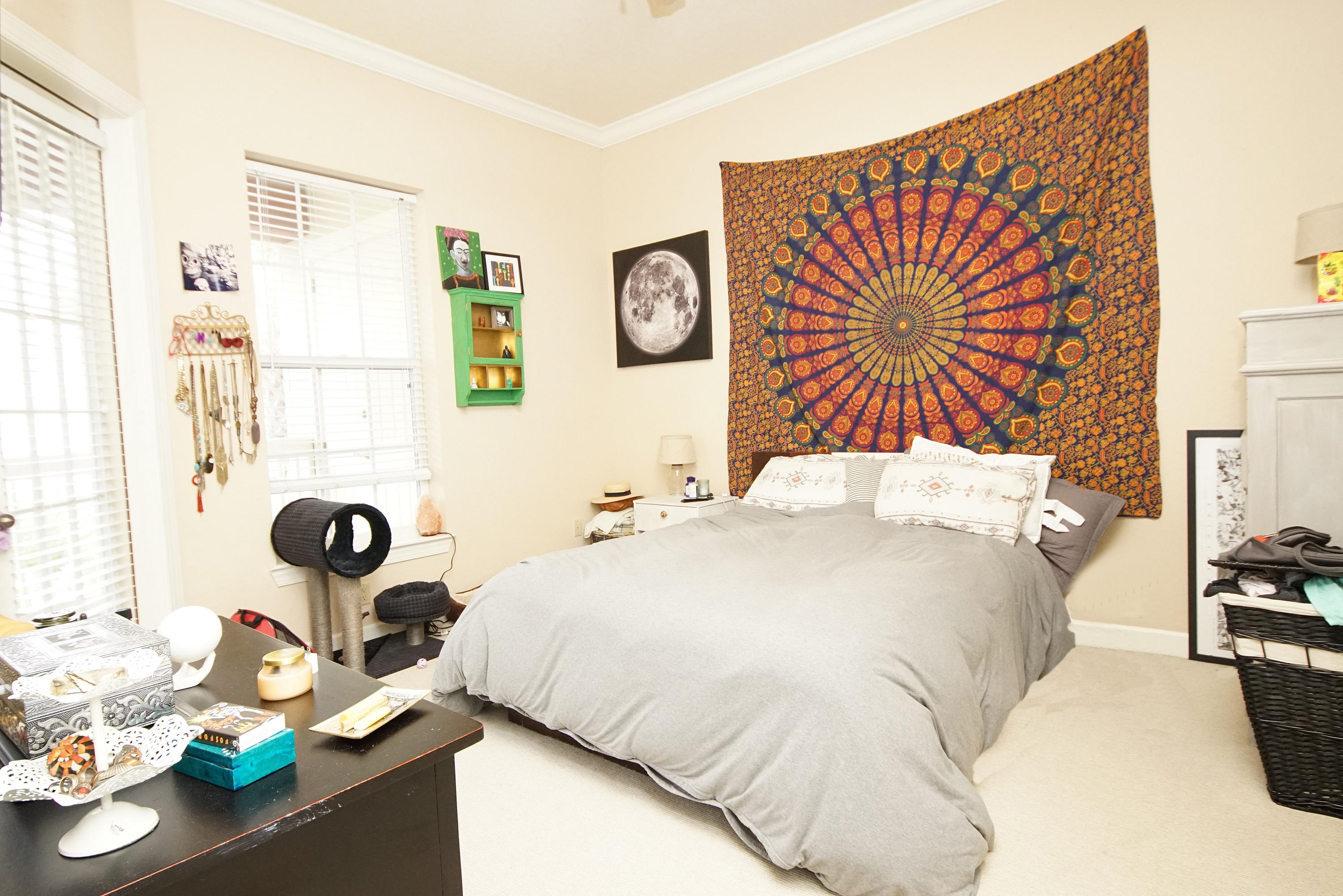 CRYSTAL COVE - Residential