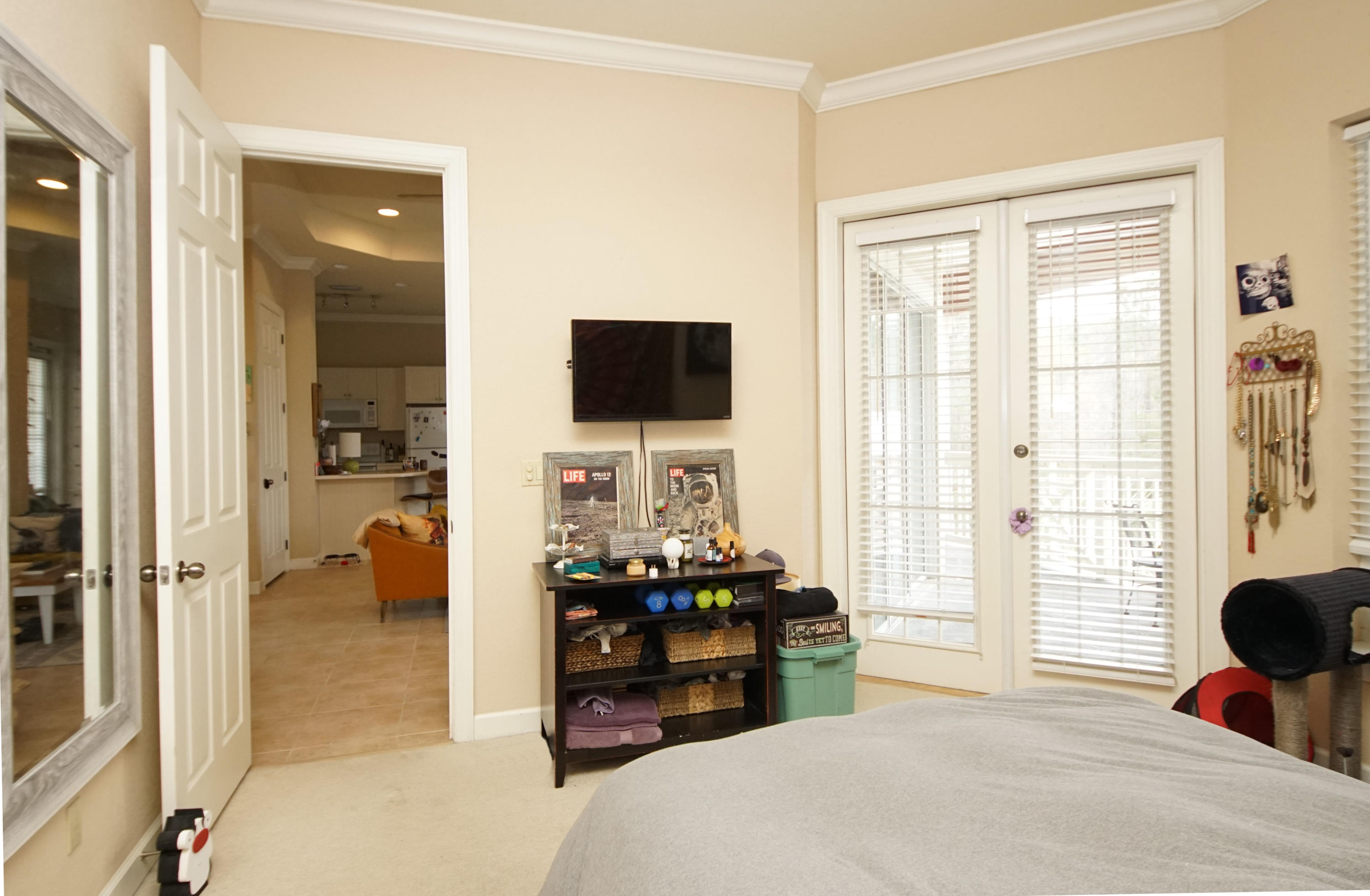 CRYSTAL COVE - Residential