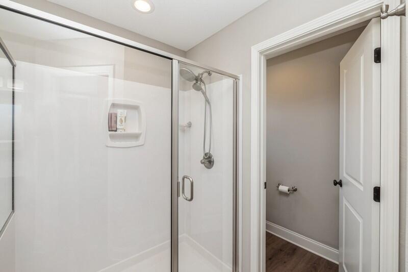 ELLIOTTS POINT 7TH ADDN - Residential