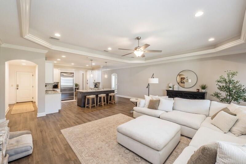 ELLIOTTS POINT 7TH ADDN - Residential