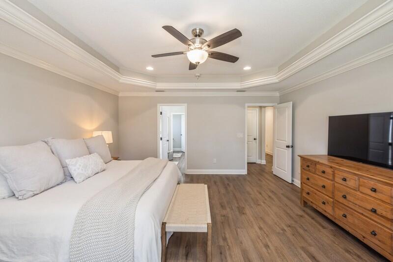 ELLIOTTS POINT 7TH ADDN - Residential