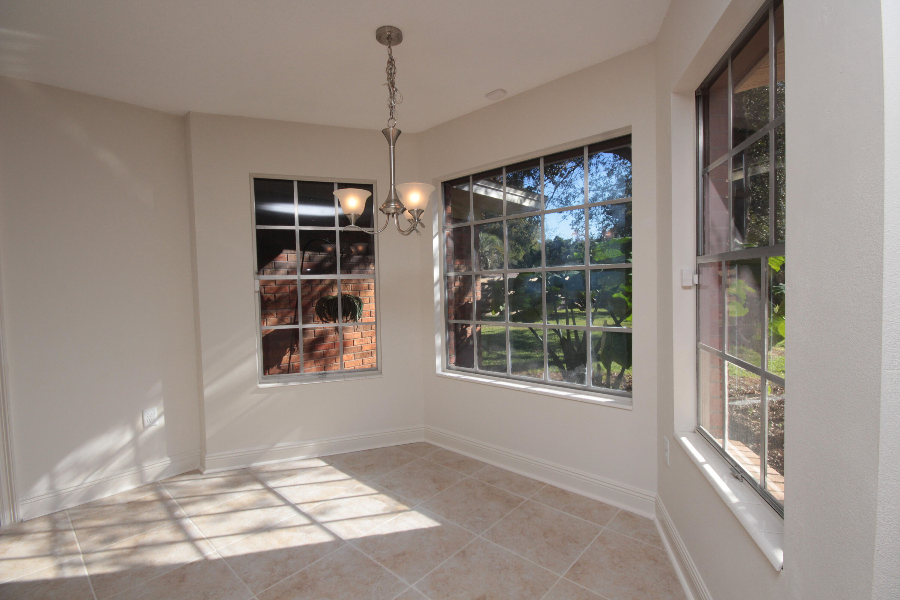 COUNTRY CLUB ESTATES 1ST ADDN - Residential