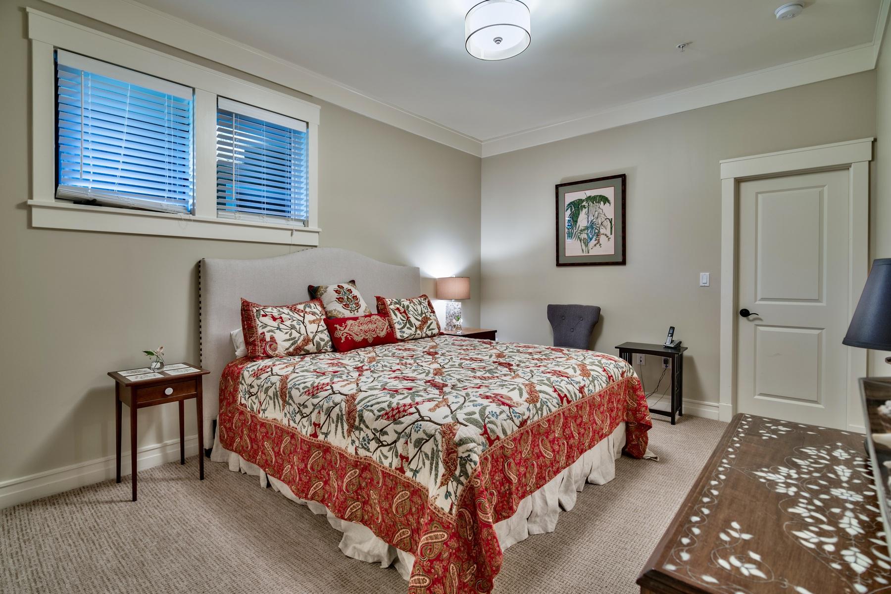 WILD HERON - Residential