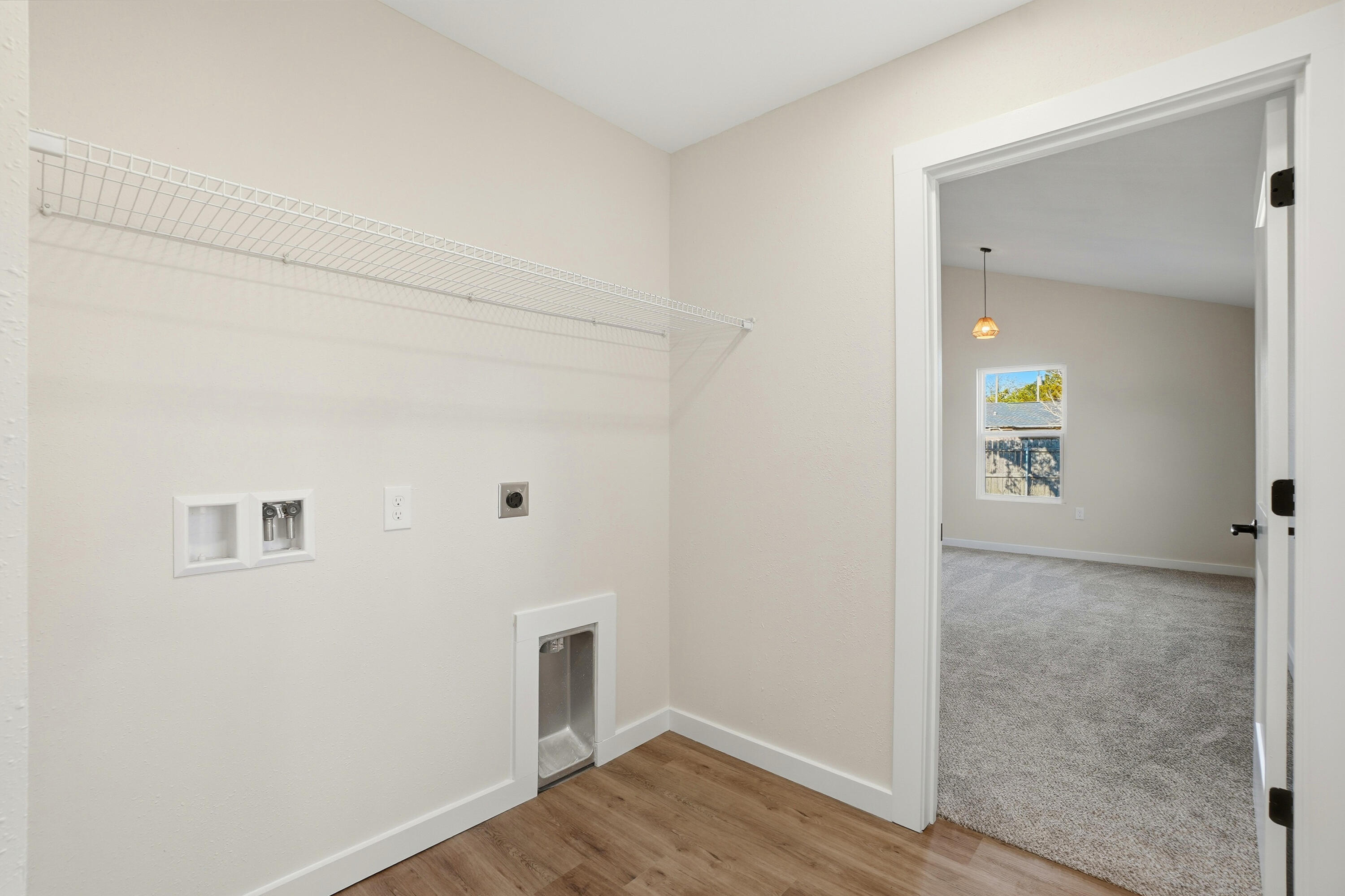 VESTA HEIGHTS 1ST ADDN - Residential