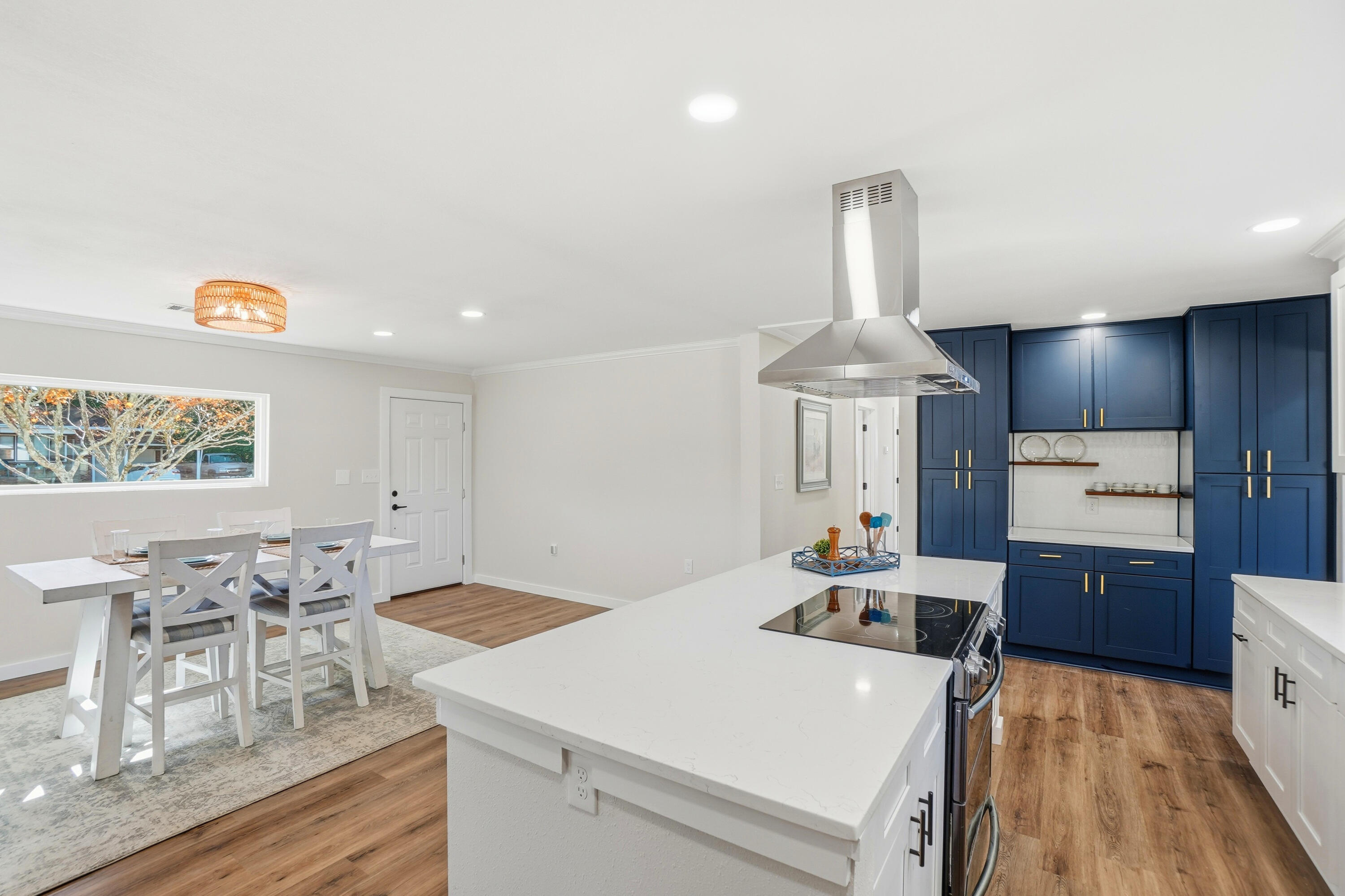 VESTA HEIGHTS 1ST ADDN - Residential