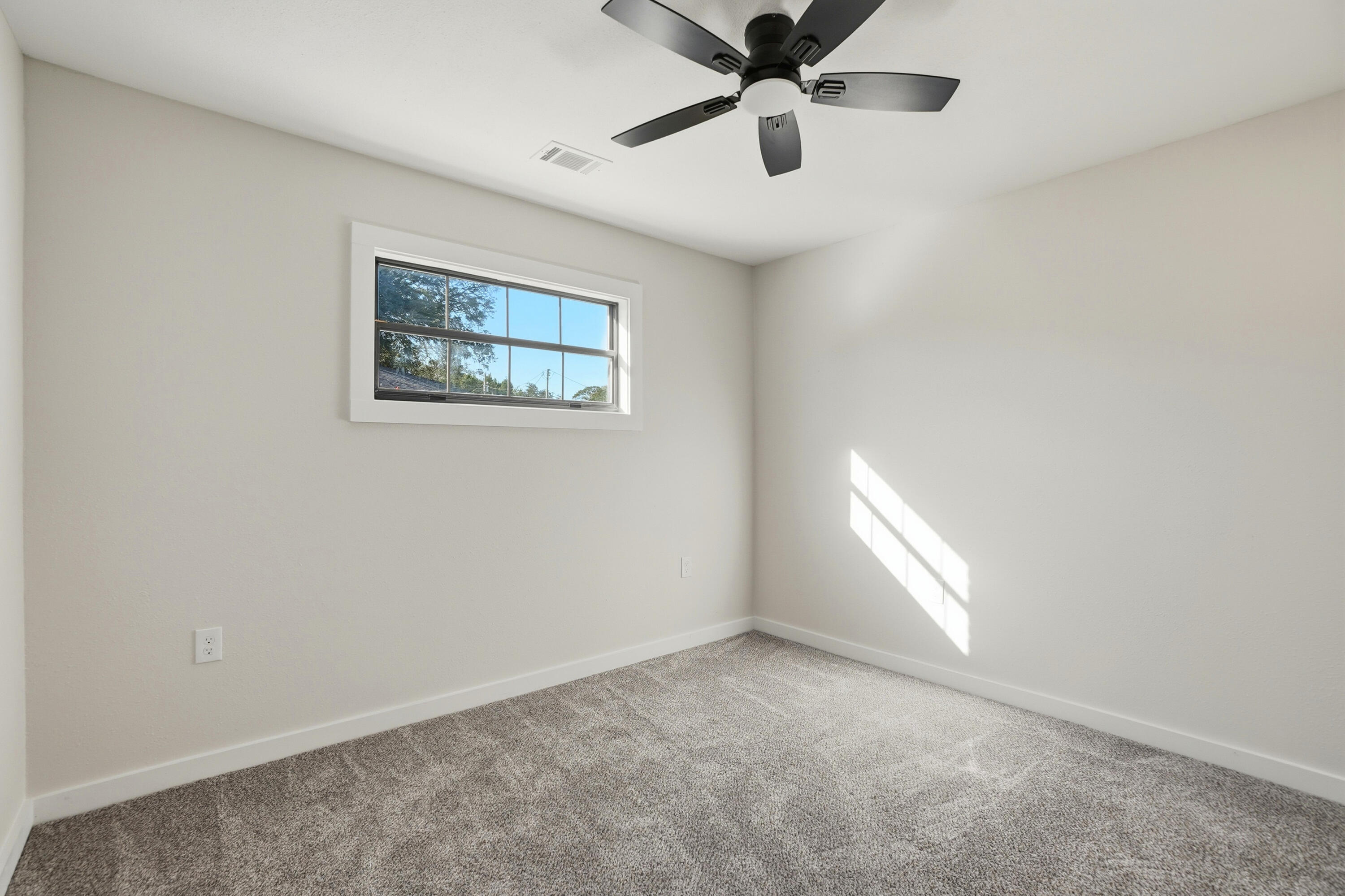 VESTA HEIGHTS 1ST ADDN - Residential