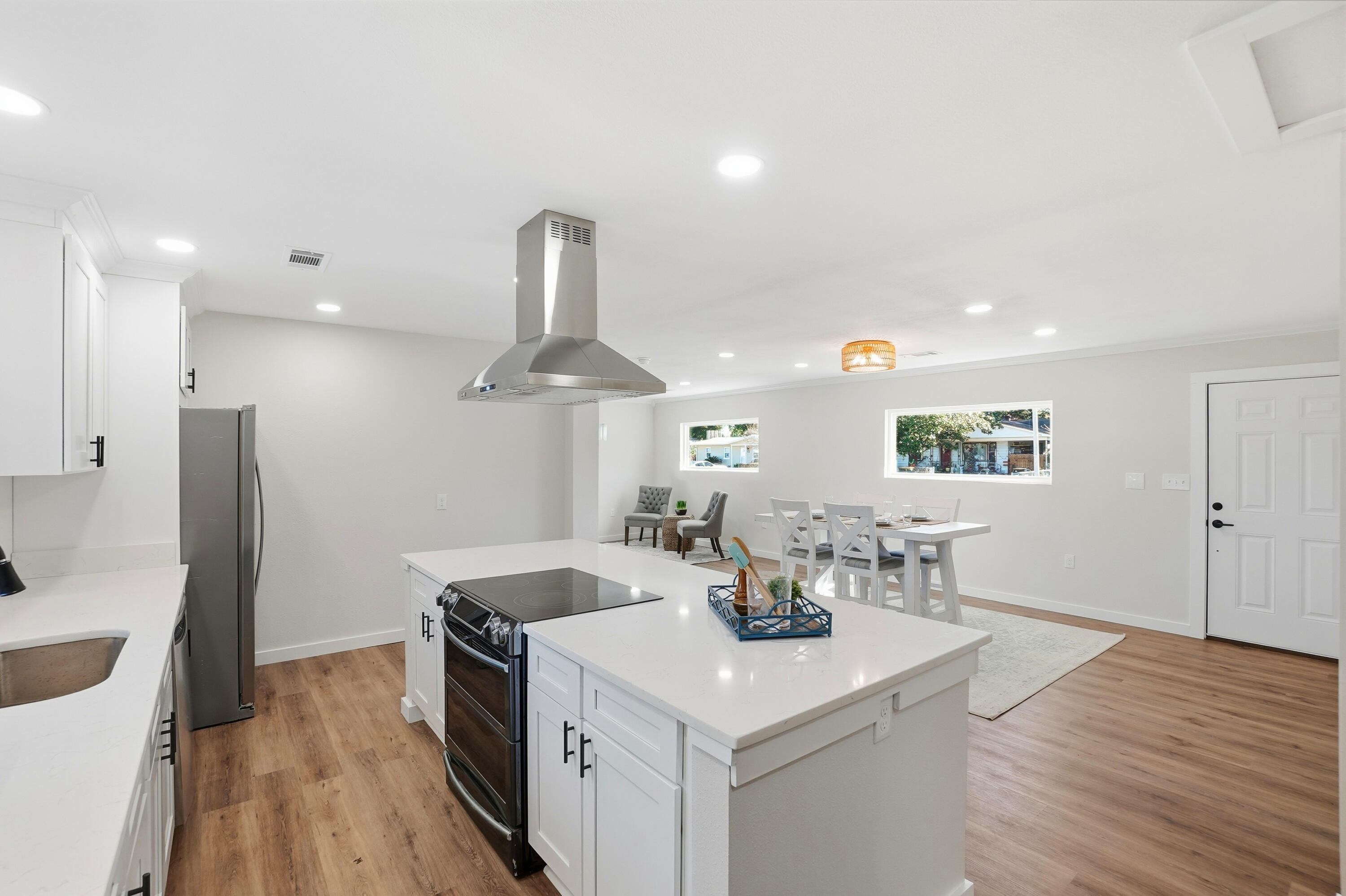 VESTA HEIGHTS 1ST ADDN - Residential
