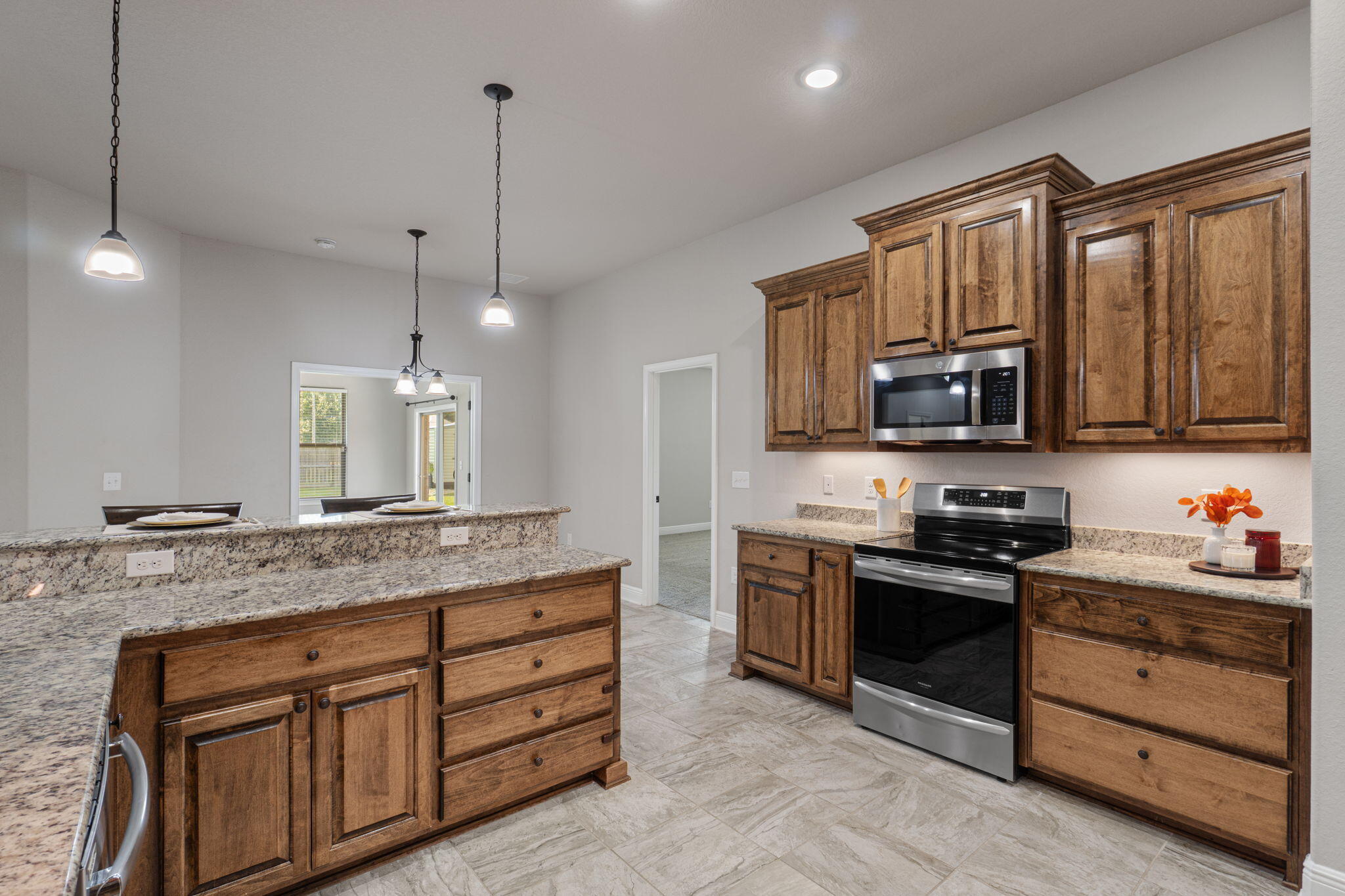 HOMEWOOD EST - Residential
