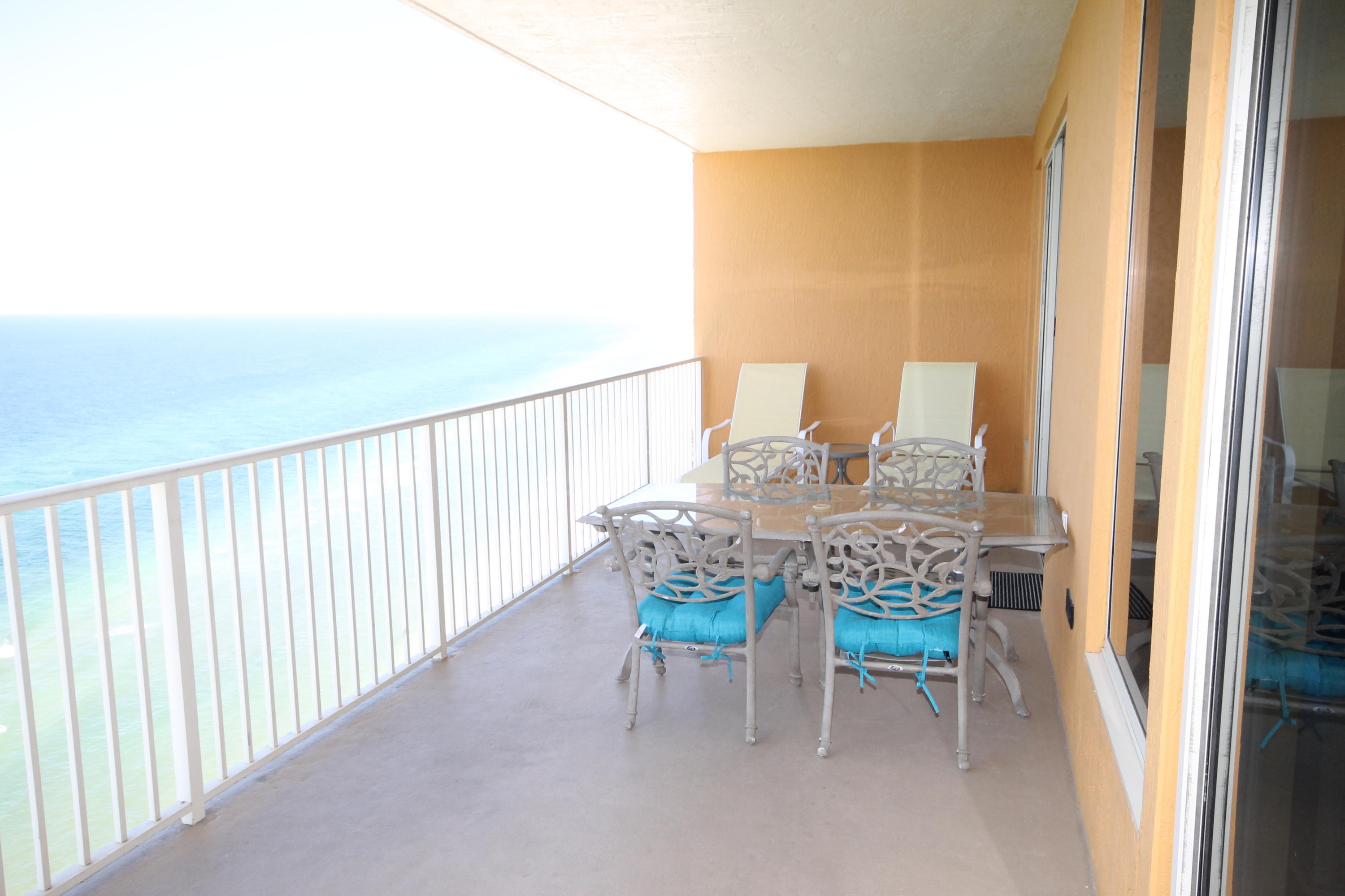 TREASURE ISLAND - Residential