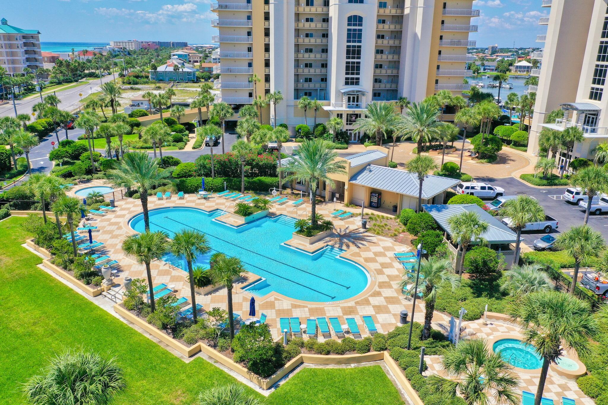 HARBOR LANDING - Residential