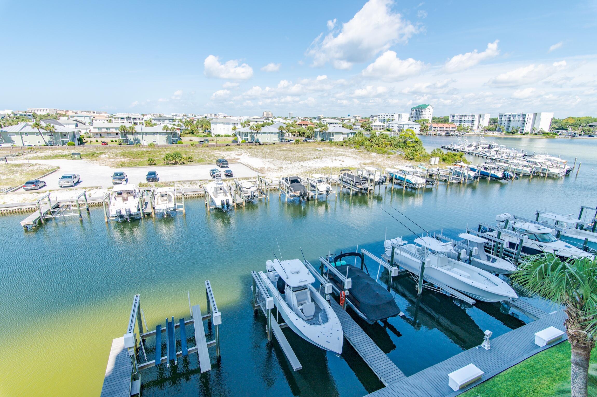 HARBOR LANDING - Residential