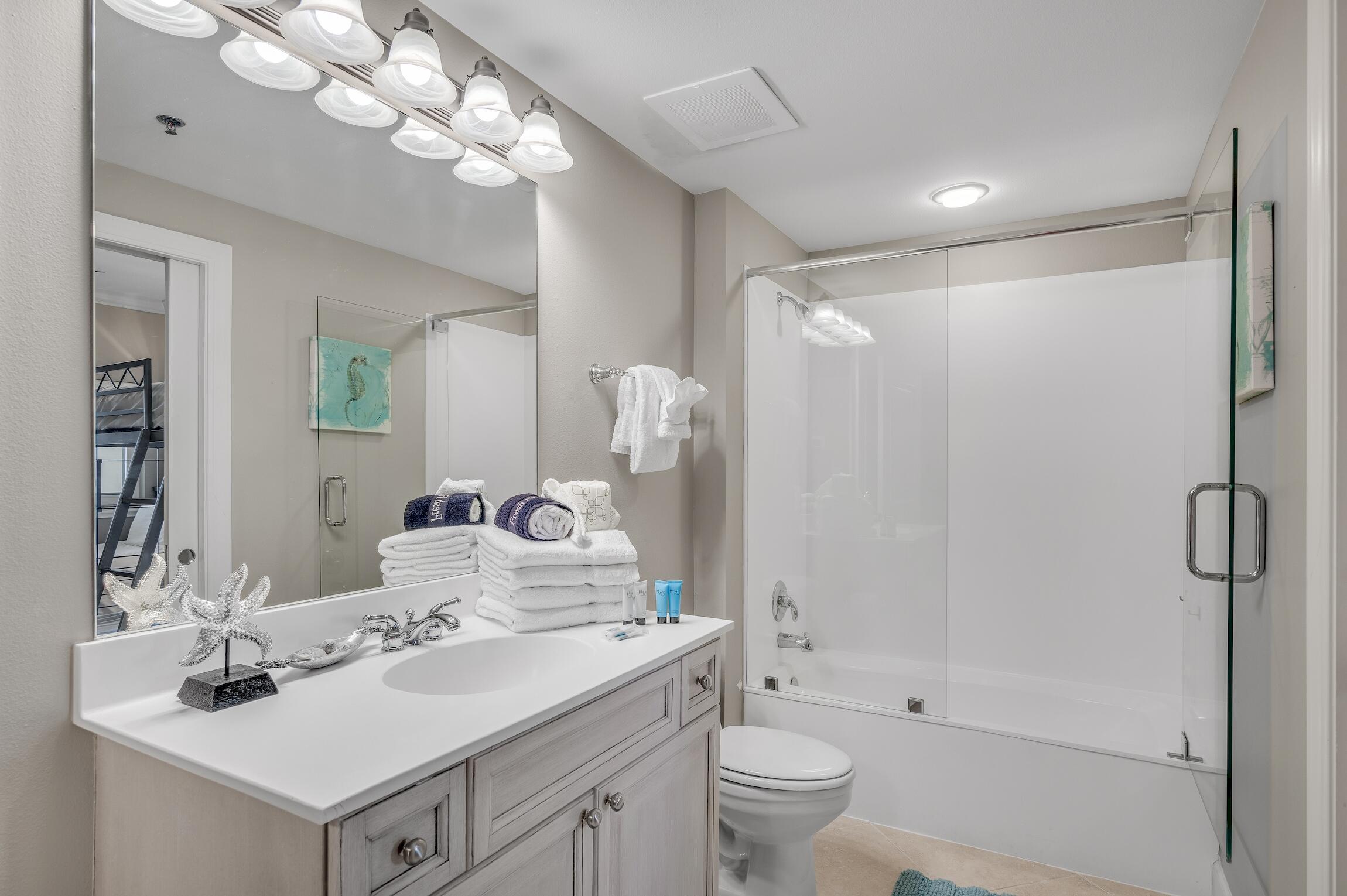 HARBOR LANDING - Residential