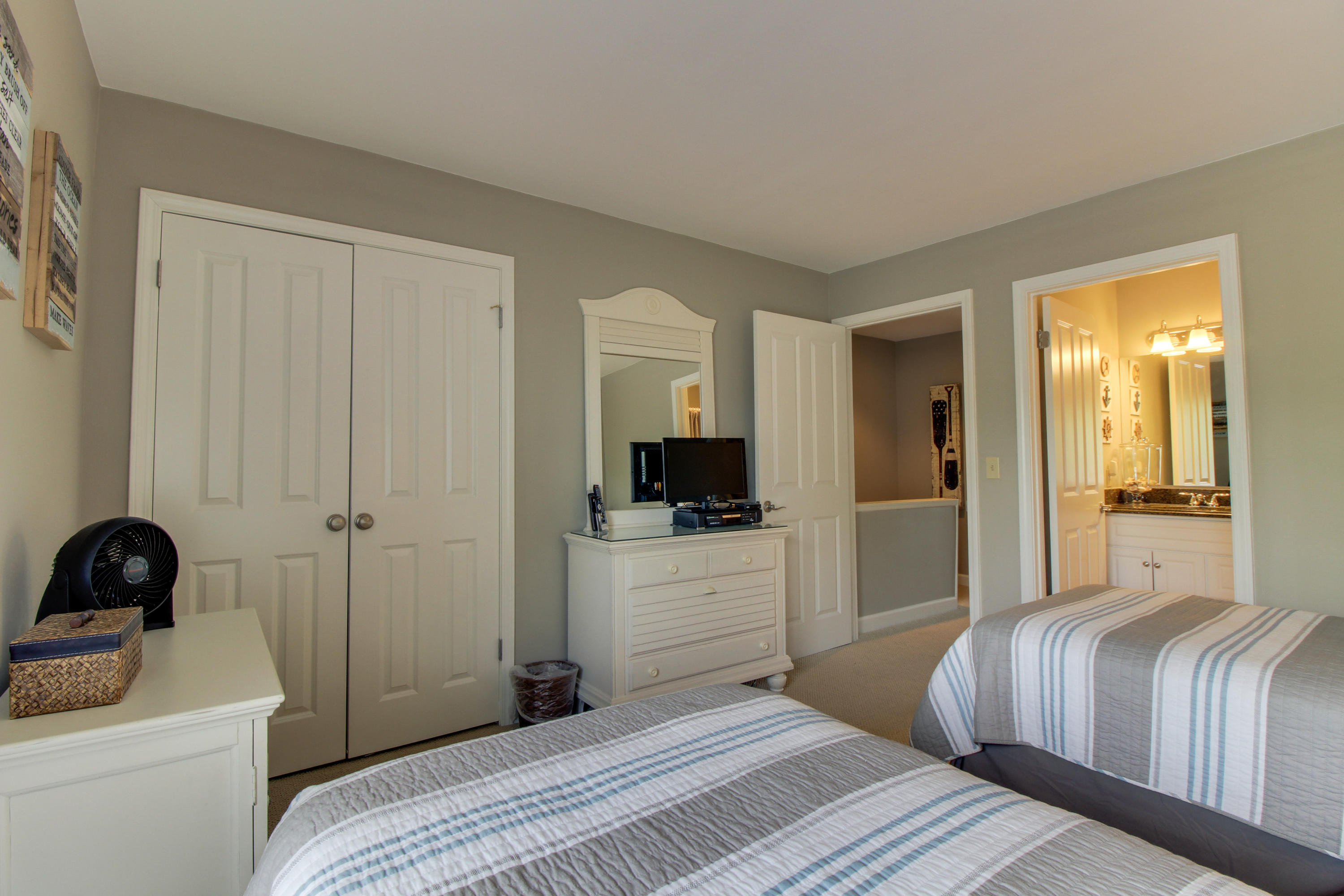 BEACHWALK VILLAS PH 04 - Residential