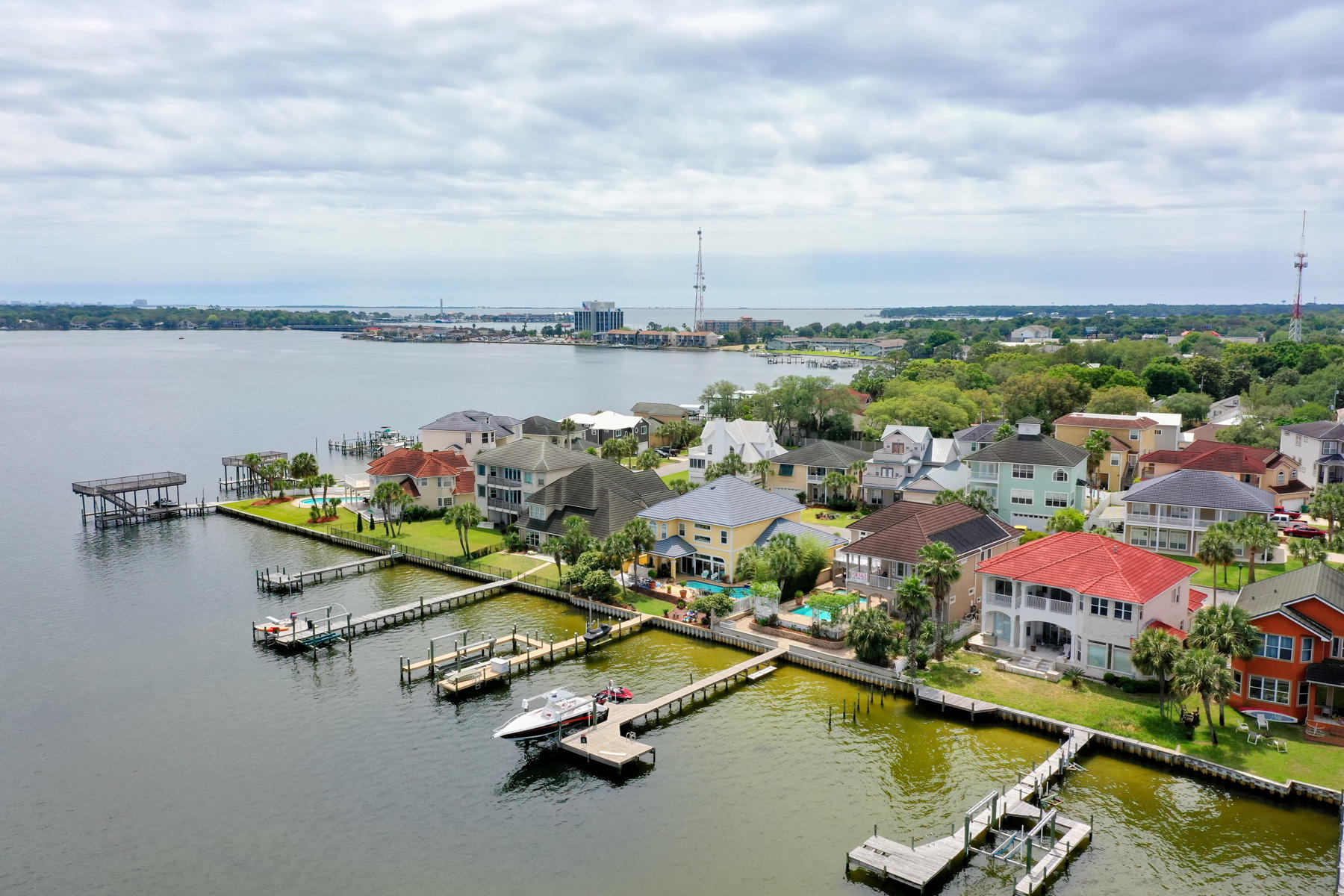 PALM HARBOR MARINA - Residential
