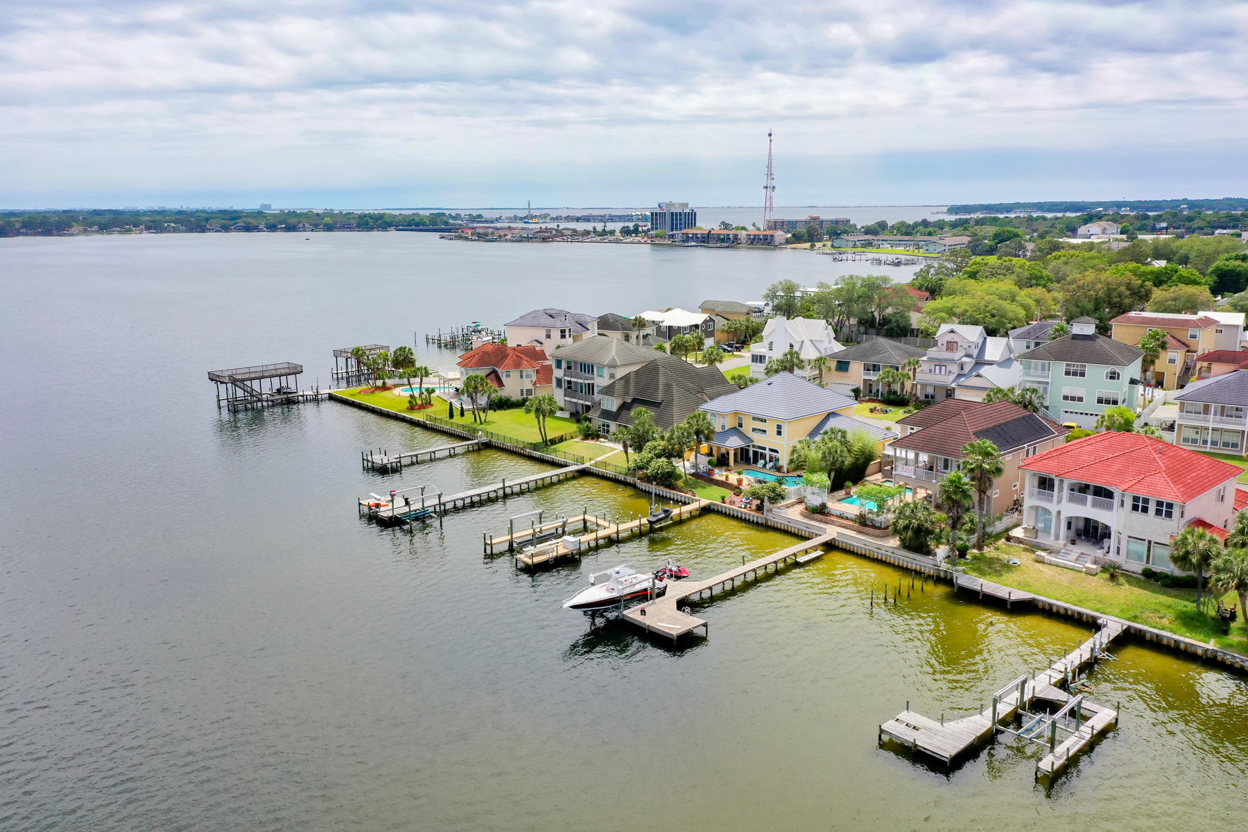 PALM HARBOR MARINA - Residential