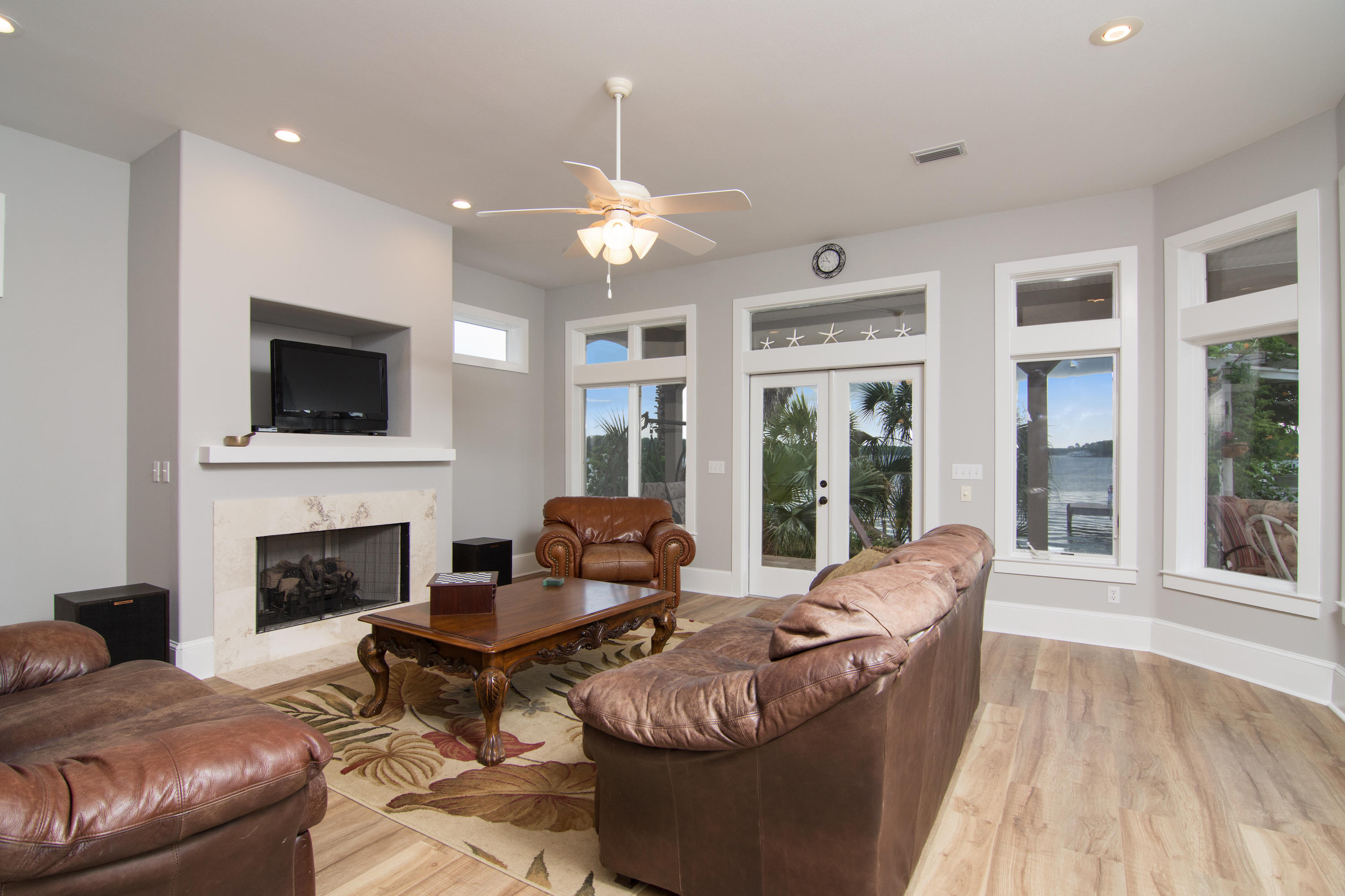 PALM HARBOR MARINA - Residential