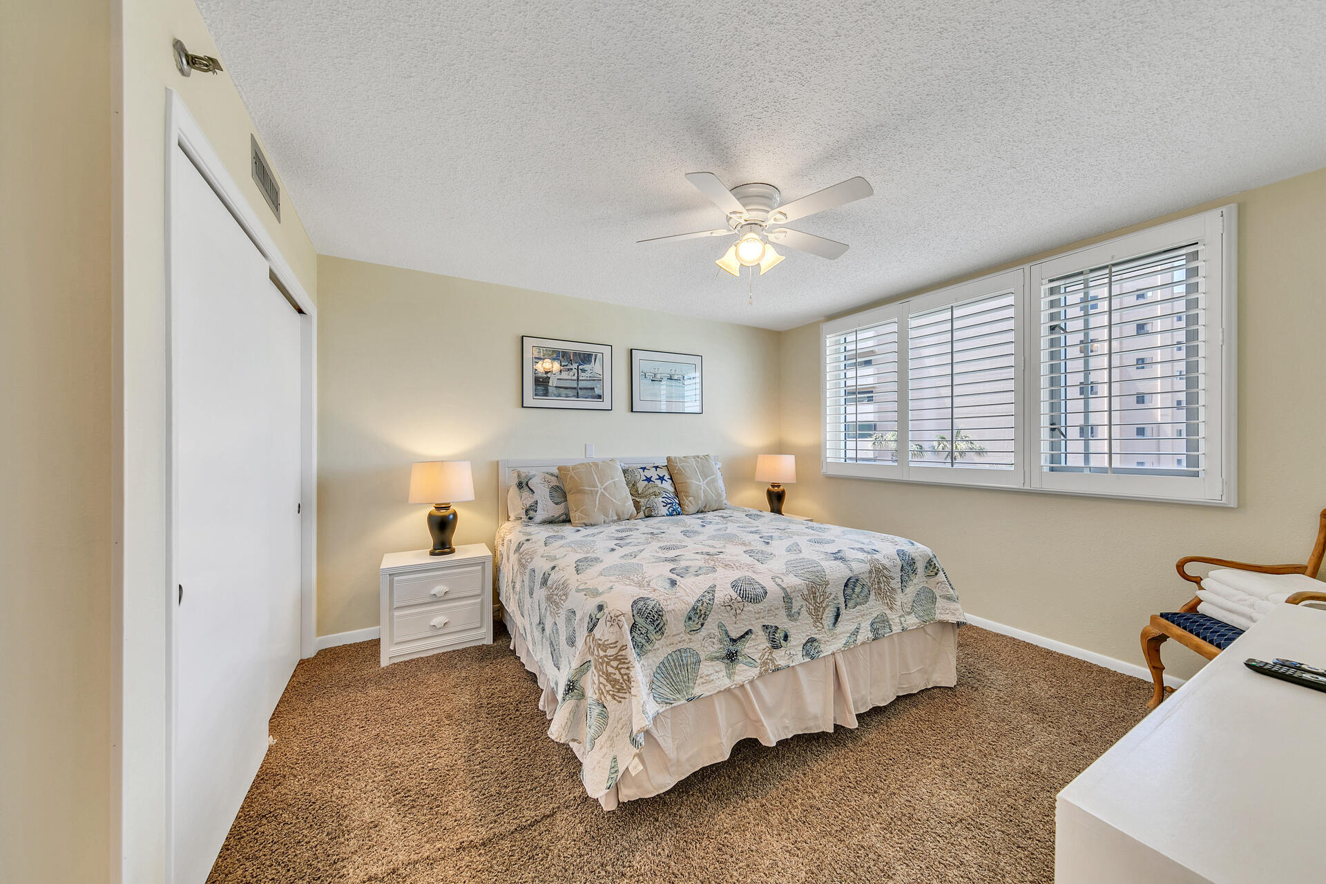 ISLANDER CONDO PH 2 - Residential