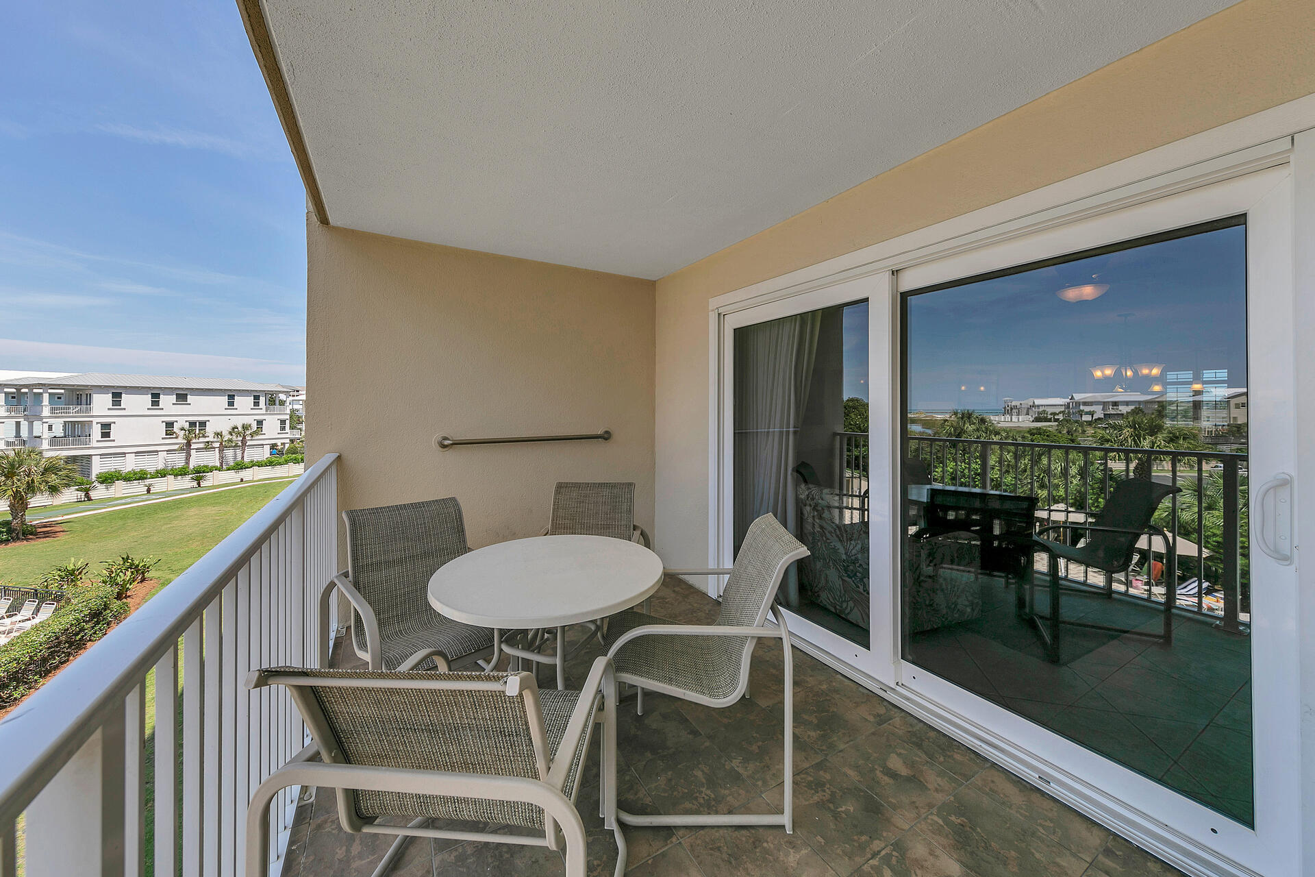 ISLANDER CONDO PH 2 - Residential