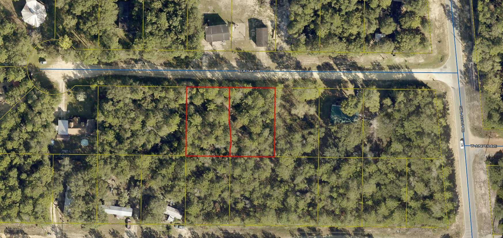Nice wooded lot measuring 80'x125', mobile homes allowed.  Mossy Head Water System available, tap fee not paid.   Lot is level and wooded.   Destin beaches are appx. 40 minutes away, Eglin AFB appx. 25 minutes and Crestview FL appx. 20 minutes west.  MLS 905896 is also for sale next to this lot.