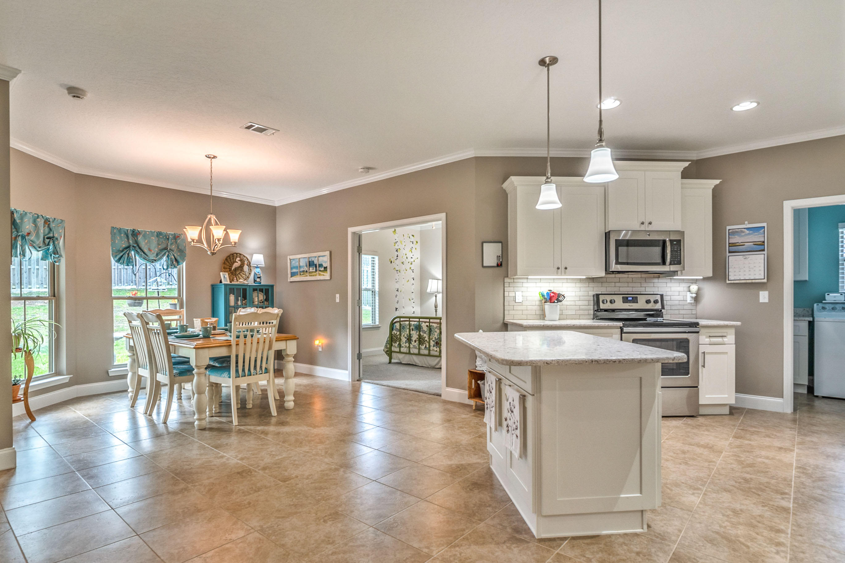 KAITLYNS PRESERVE - Residential