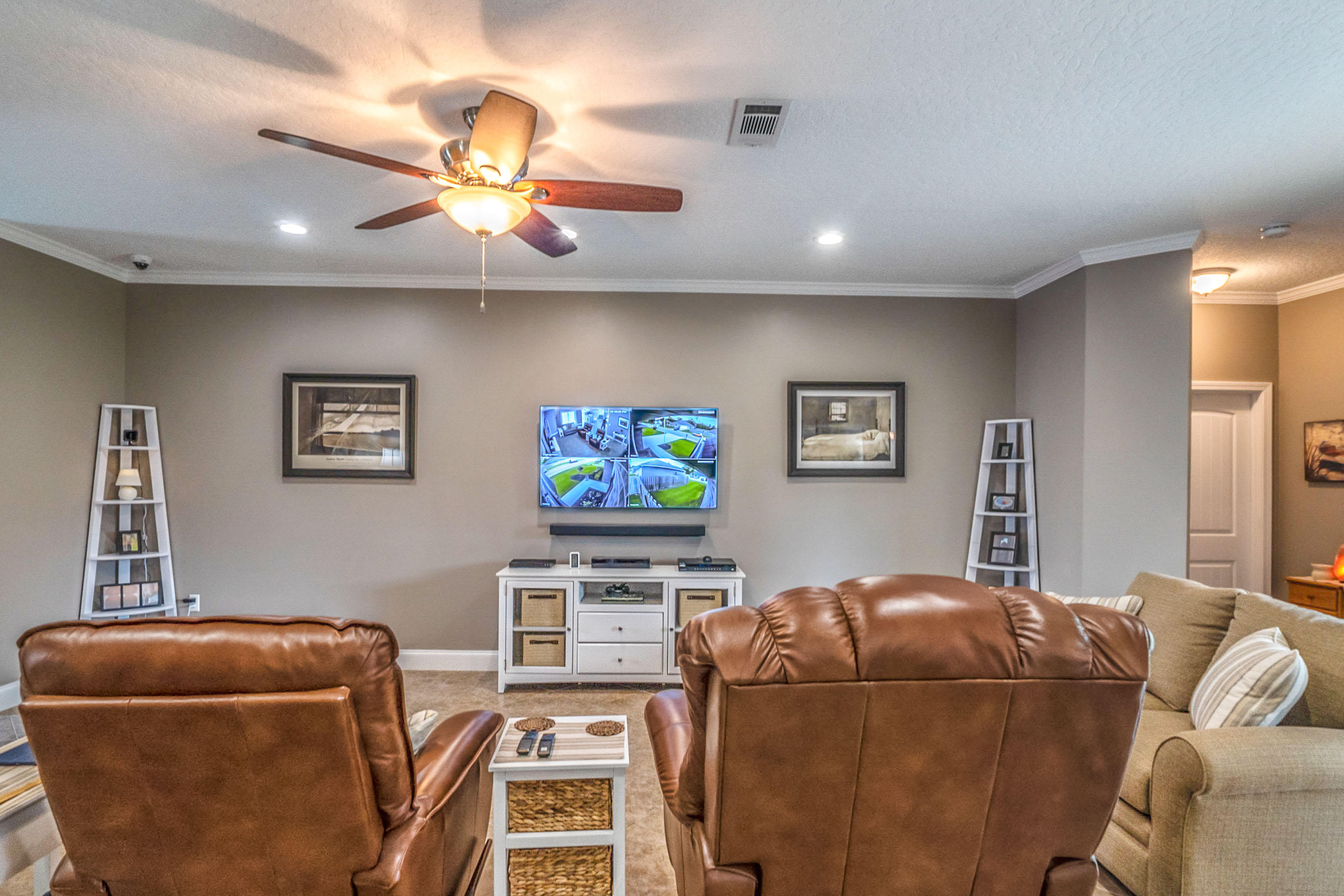 KAITLYNS PRESERVE - Residential