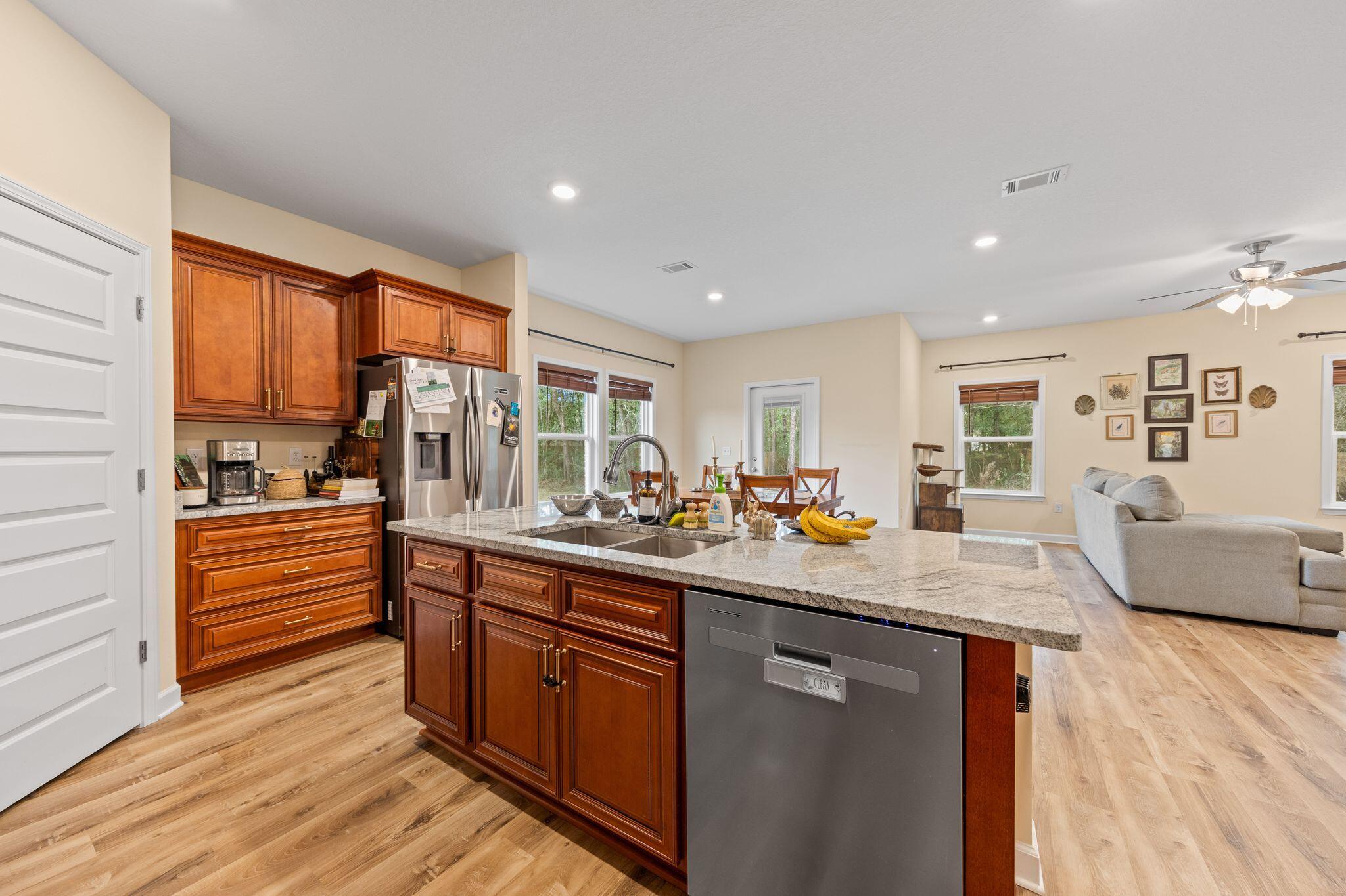 VALLEY VIEW SOUTH - Residential