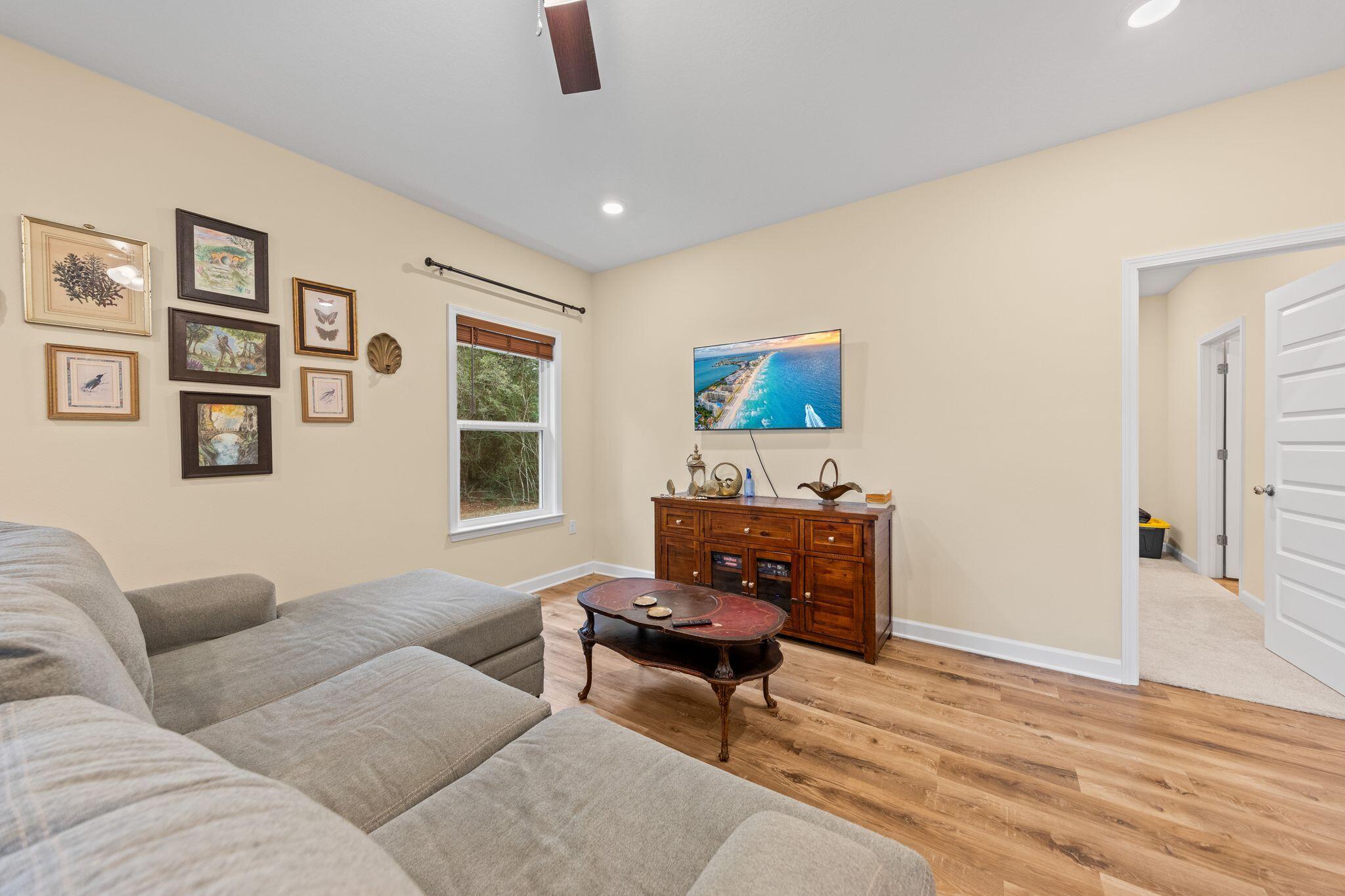 VALLEY VIEW SOUTH - Residential