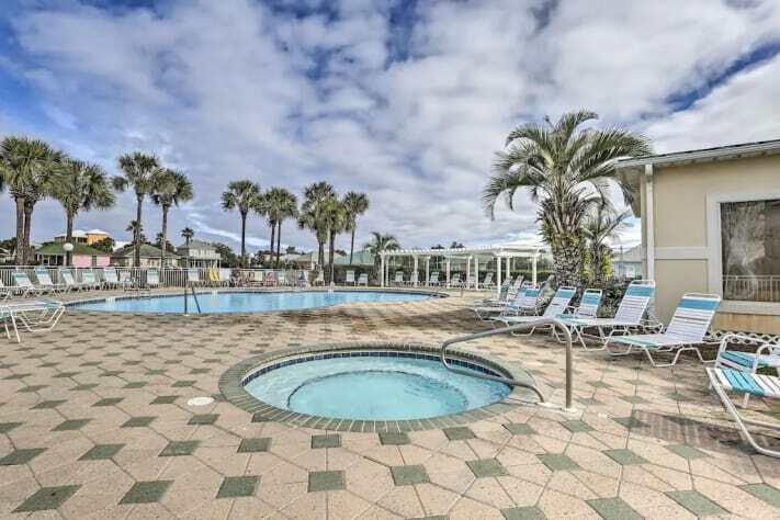 MARAVILLA CONDO 2 - Residential