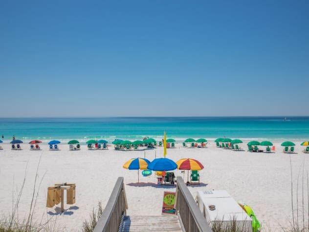 MARAVILLA CONDO 2 - Residential