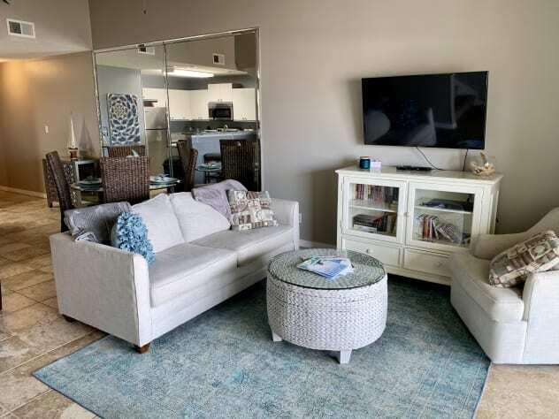 MARAVILLA CONDO 2 - Residential